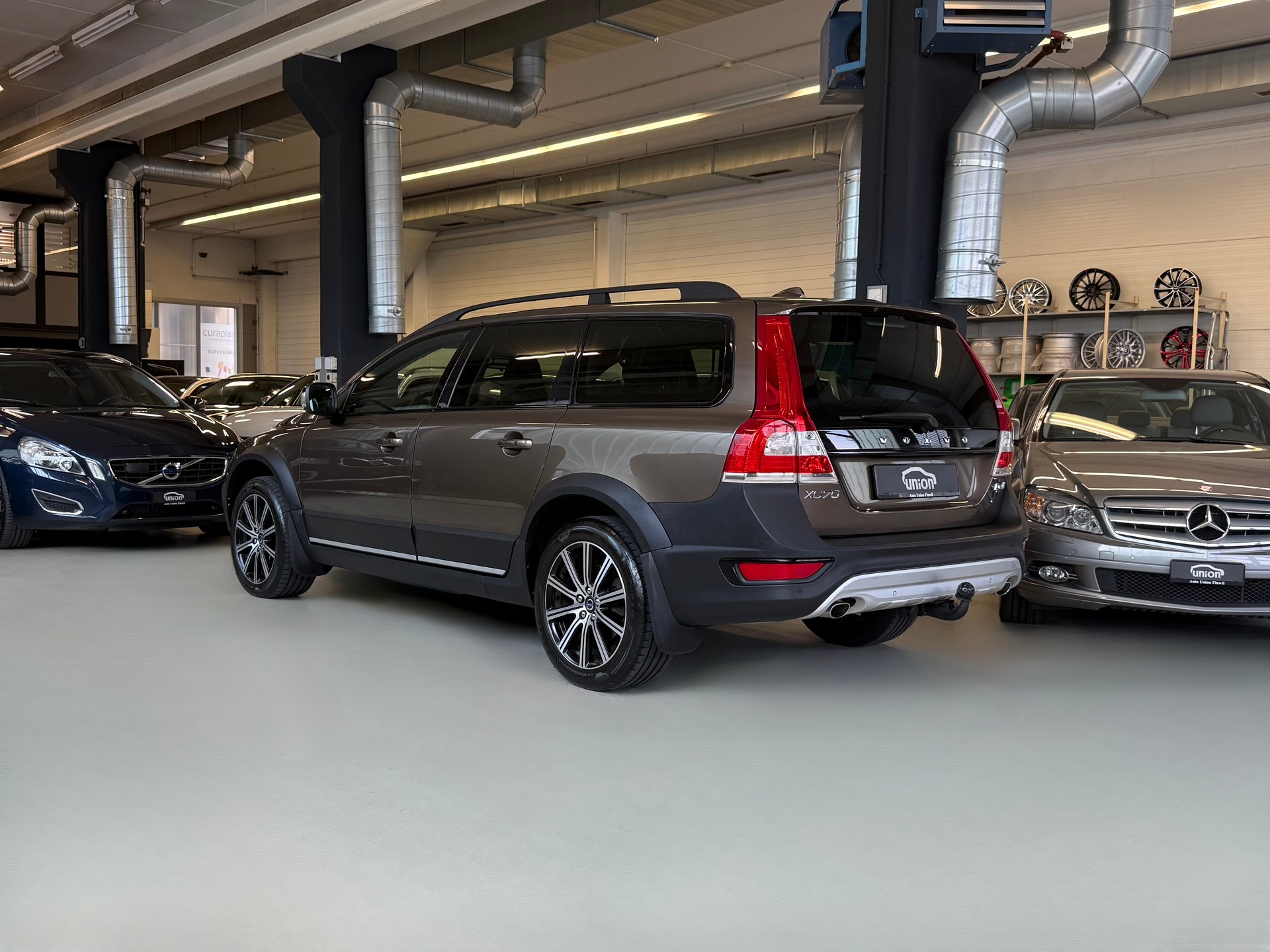 VOLVO XC70 D4 Momentum Dynamic Edition Geartronic-image-6