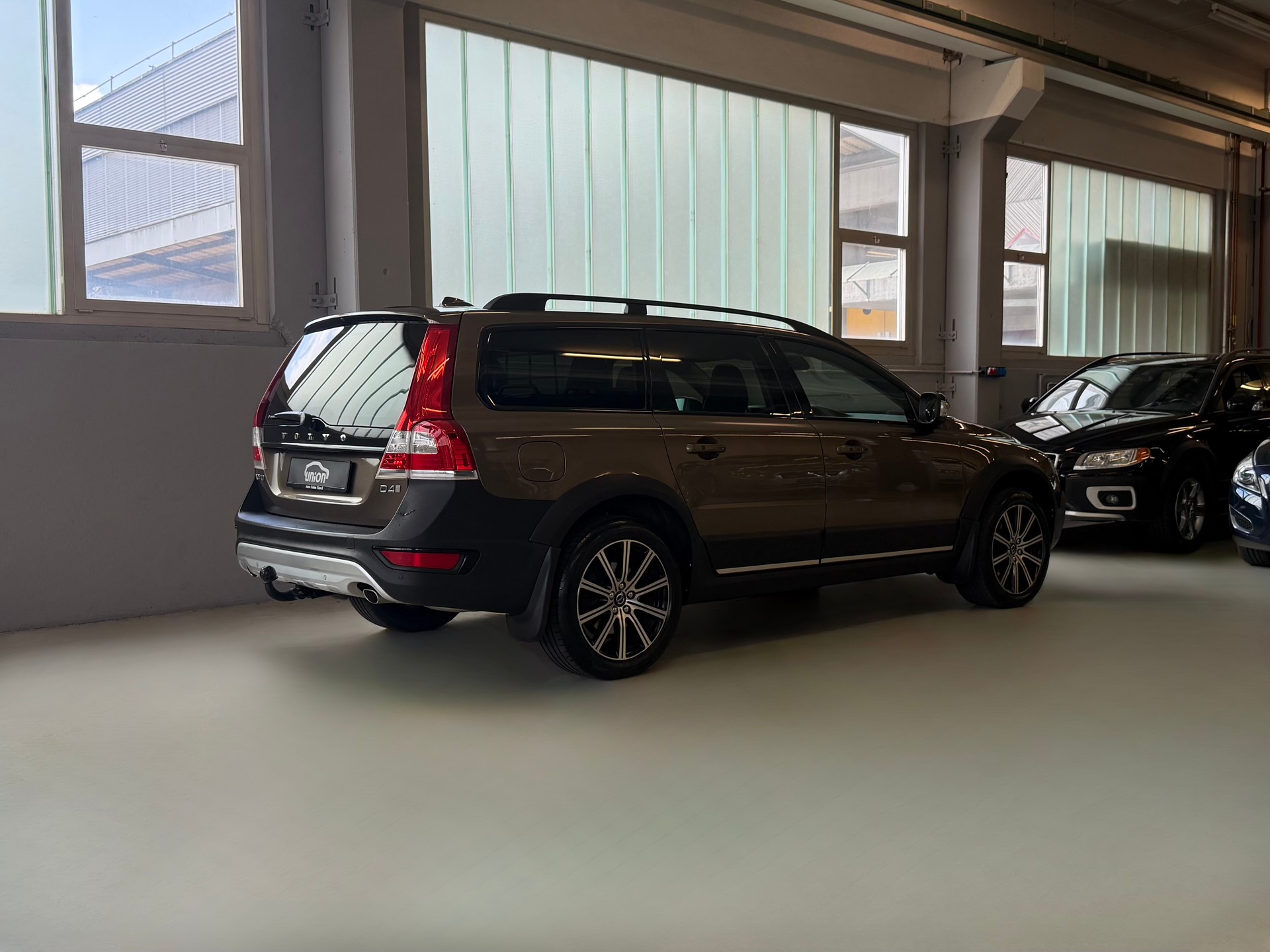 VOLVO XC70 D4 Momentum Dynamic Edition Geartronic-image-5