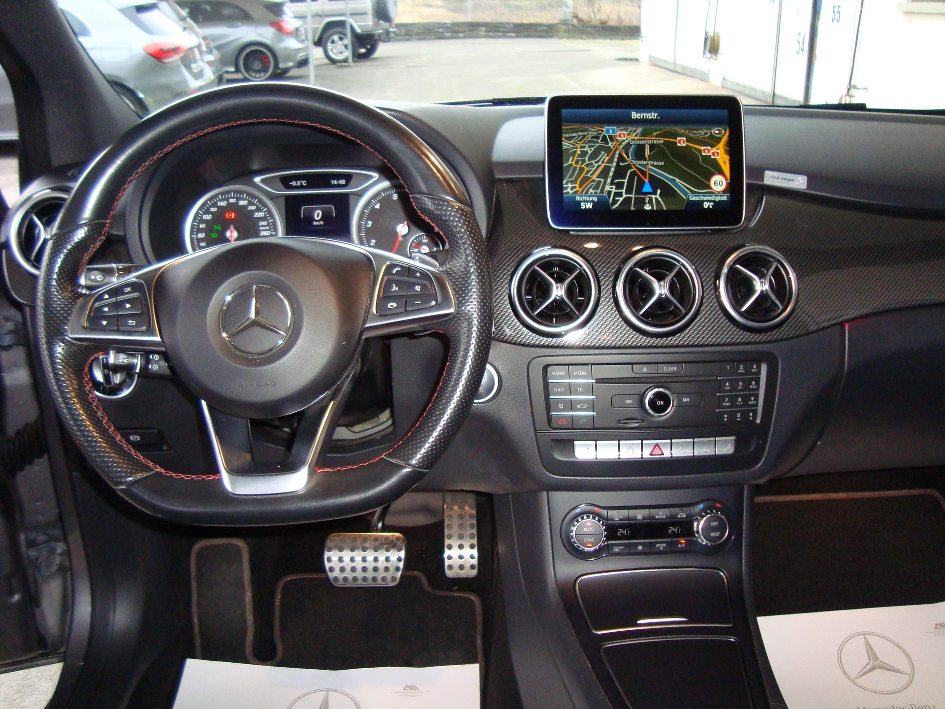 MERCEDES-BENZ B 250 AMG Line 4Matic 7G-DCT-image-9