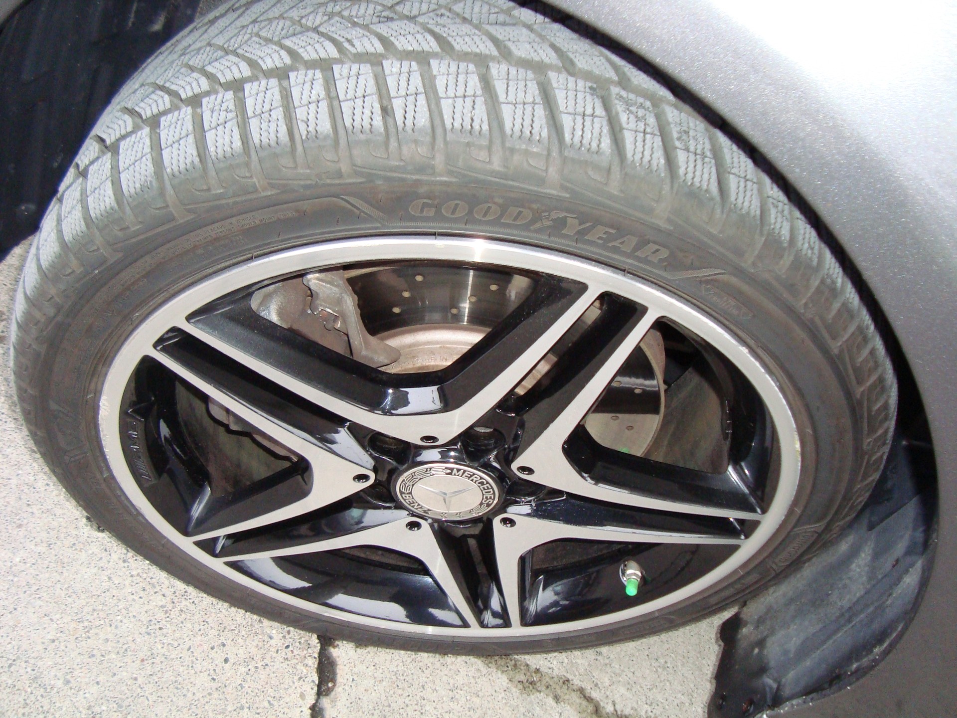 MERCEDES-BENZ B 250 AMG Line 4Matic 7G-DCT-image-13