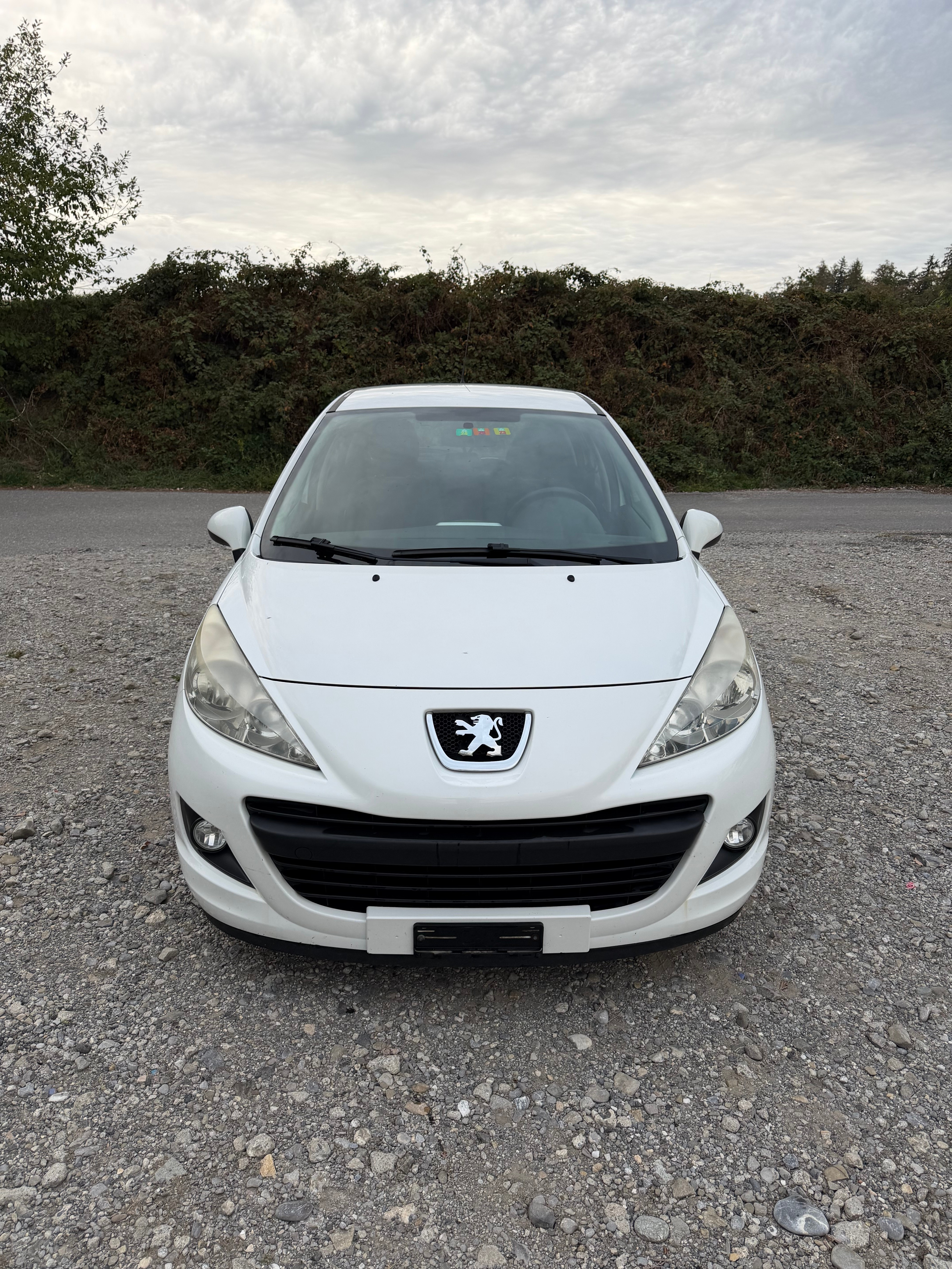Car photo