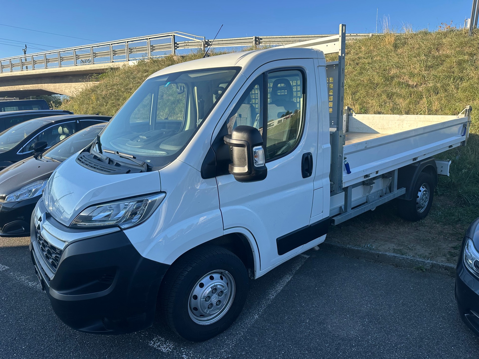 CITROEN Jumper 35 2.2 BlueHDi 140 Control L2-image-2