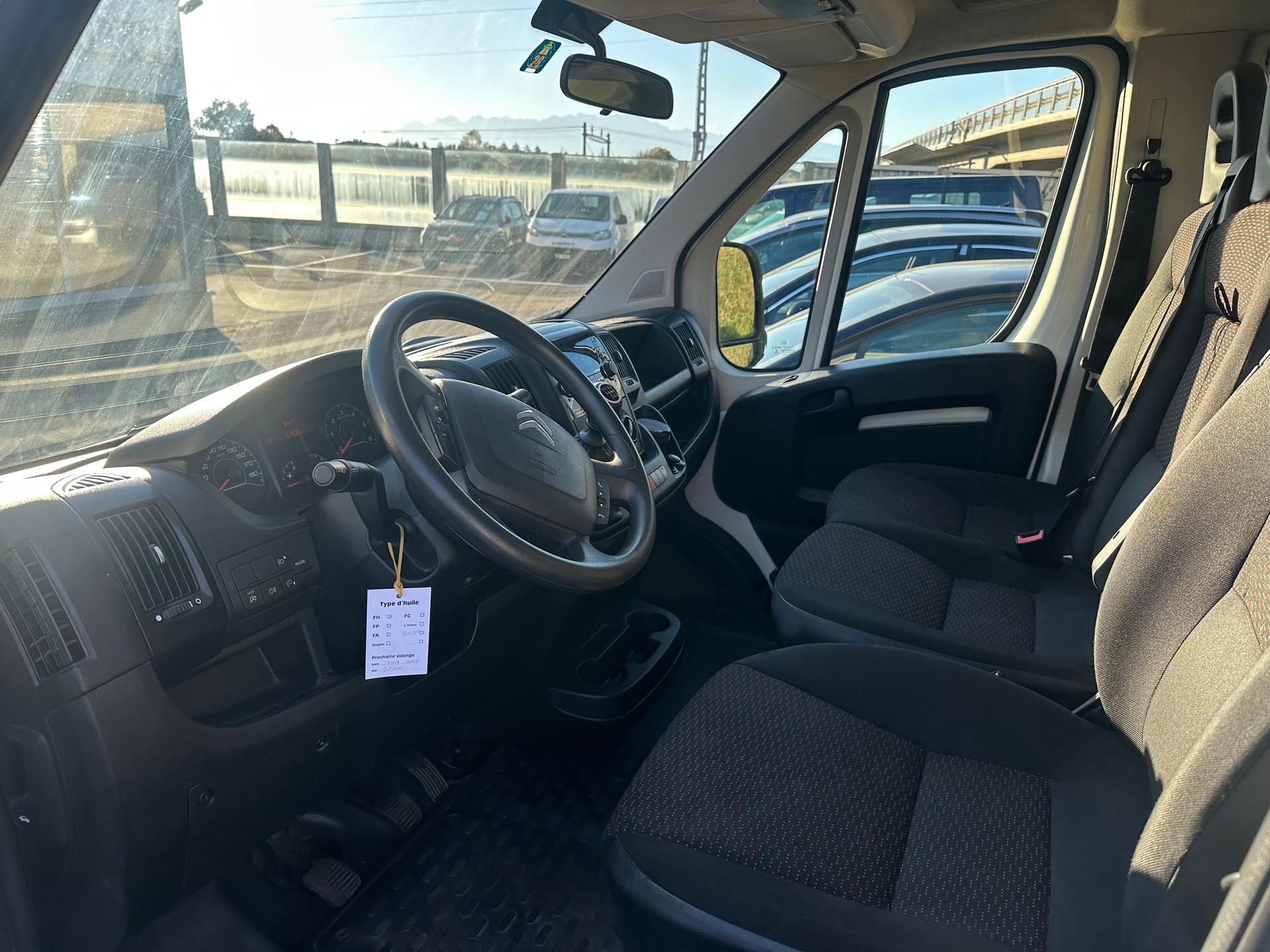 CITROEN Jumper 35 2.2 BlueHDi 140 Control L2-image-3