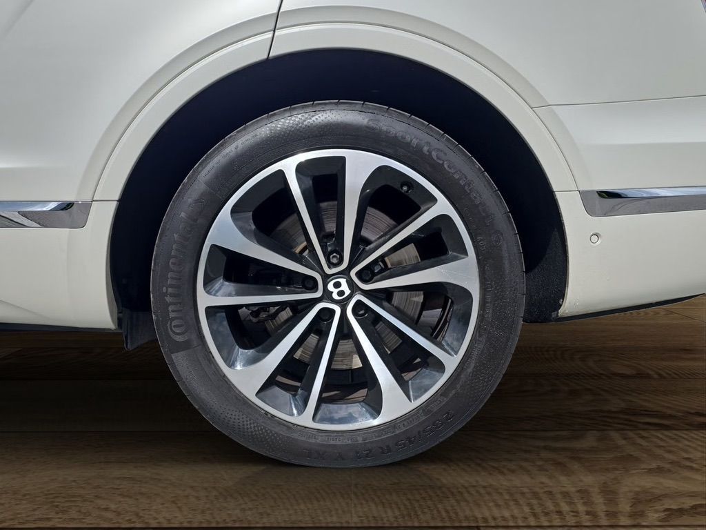 BENTLEY Bentayga W12-image-30