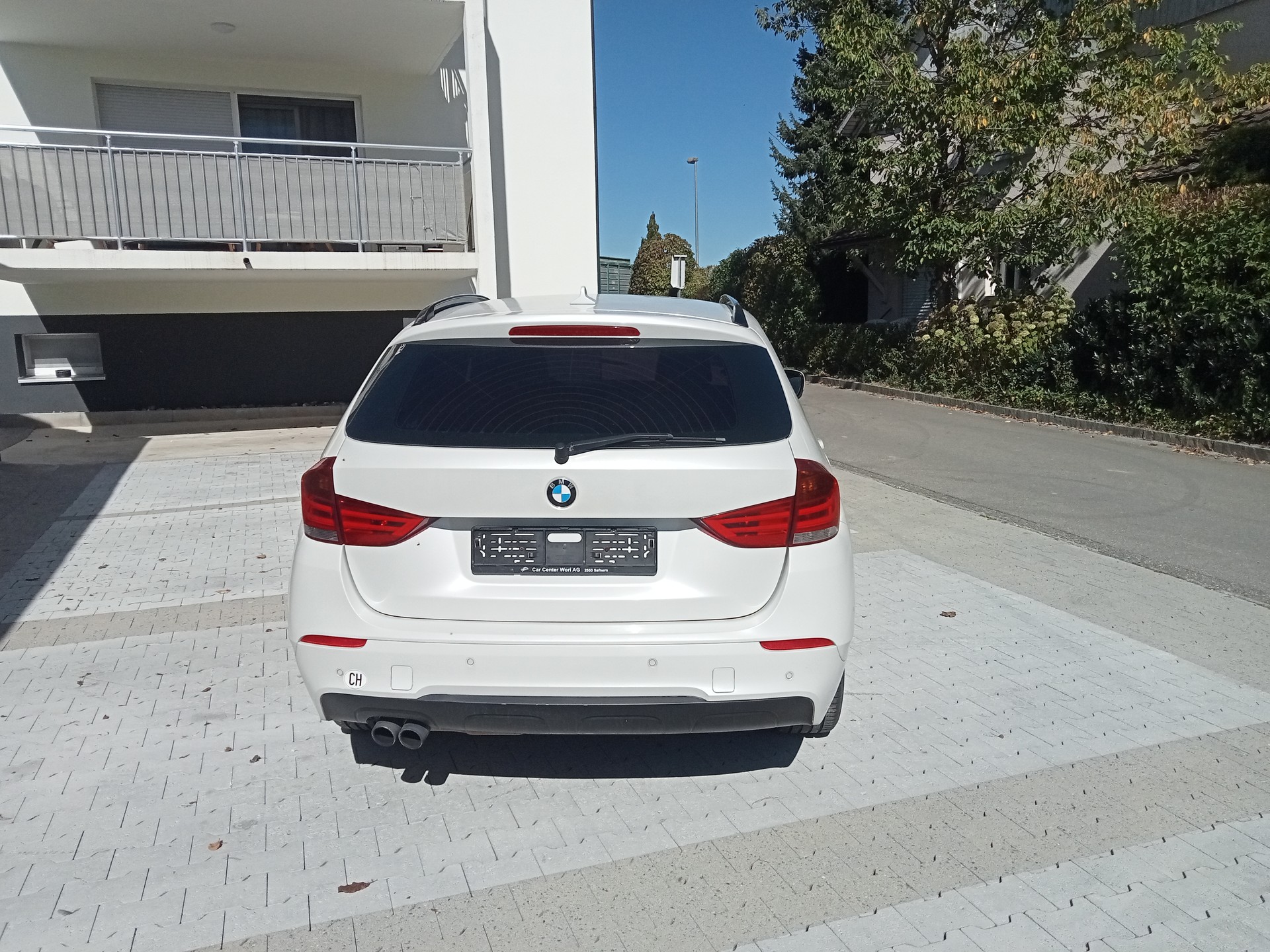 BMW 28i xDrive-image-5