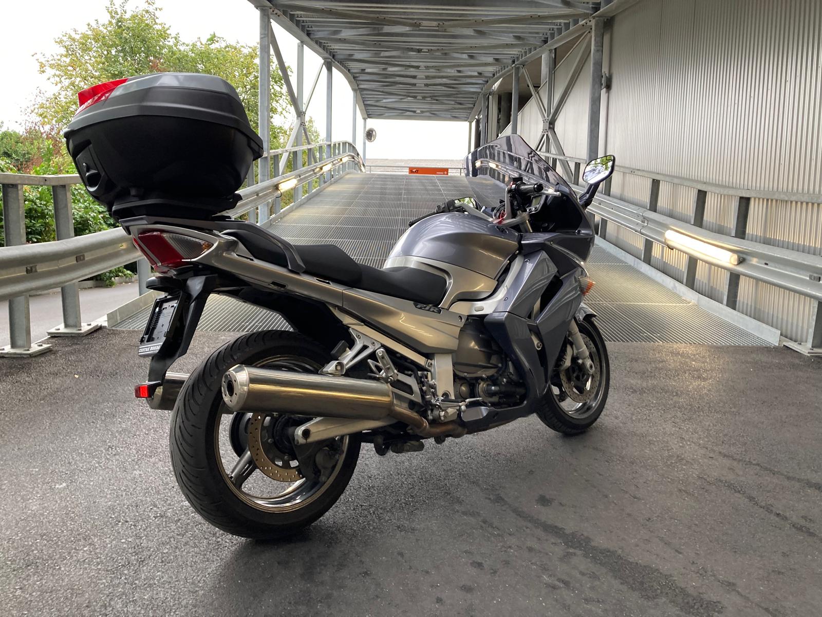 YAMAHA FJR 1300 AS/ABS-showroom-element-1