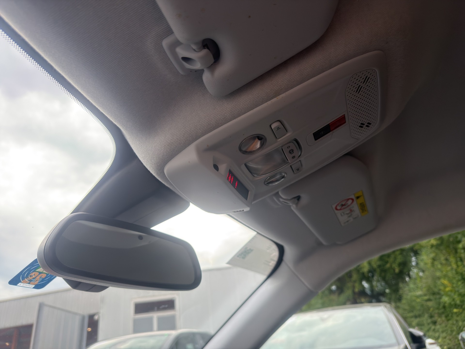 OPEL MOKKA-E Elegance-image-42