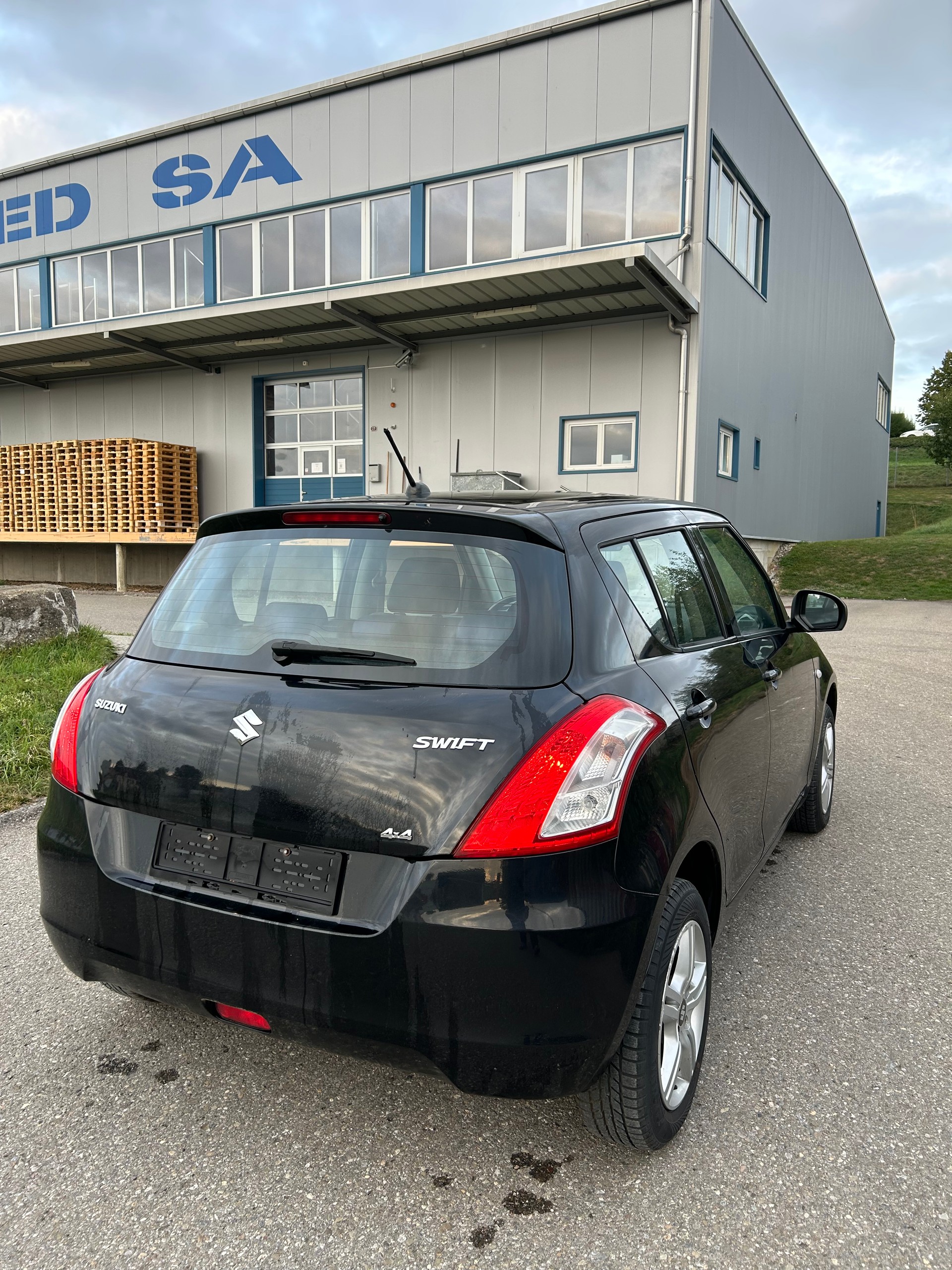 SUZUKI Swift 1.2i 16V GL Top 4x4-image-2