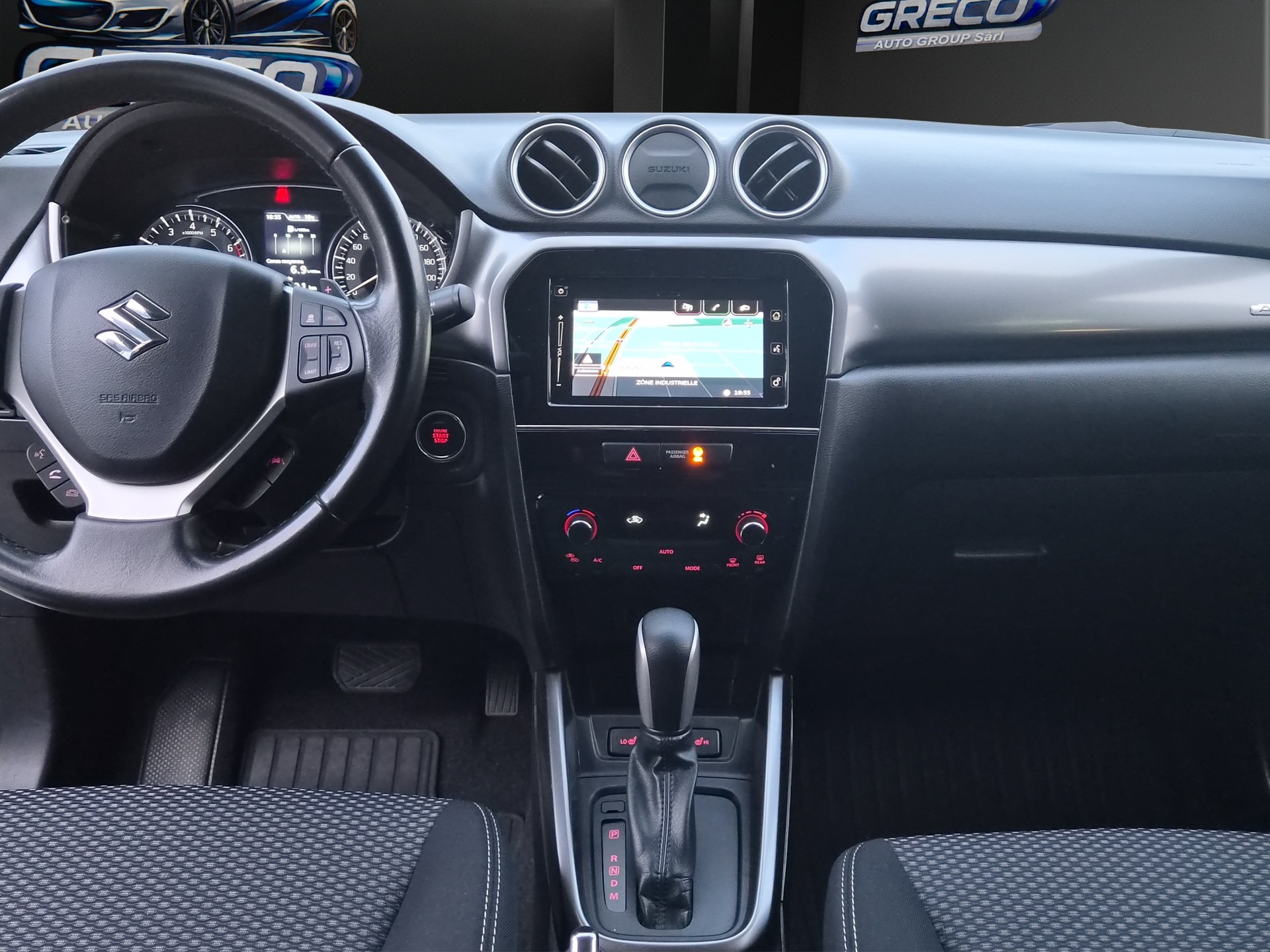 SUZUKI Vitara compact + 1.4 Boosterjet Piz Sulai Hybrid Automatic-image-13