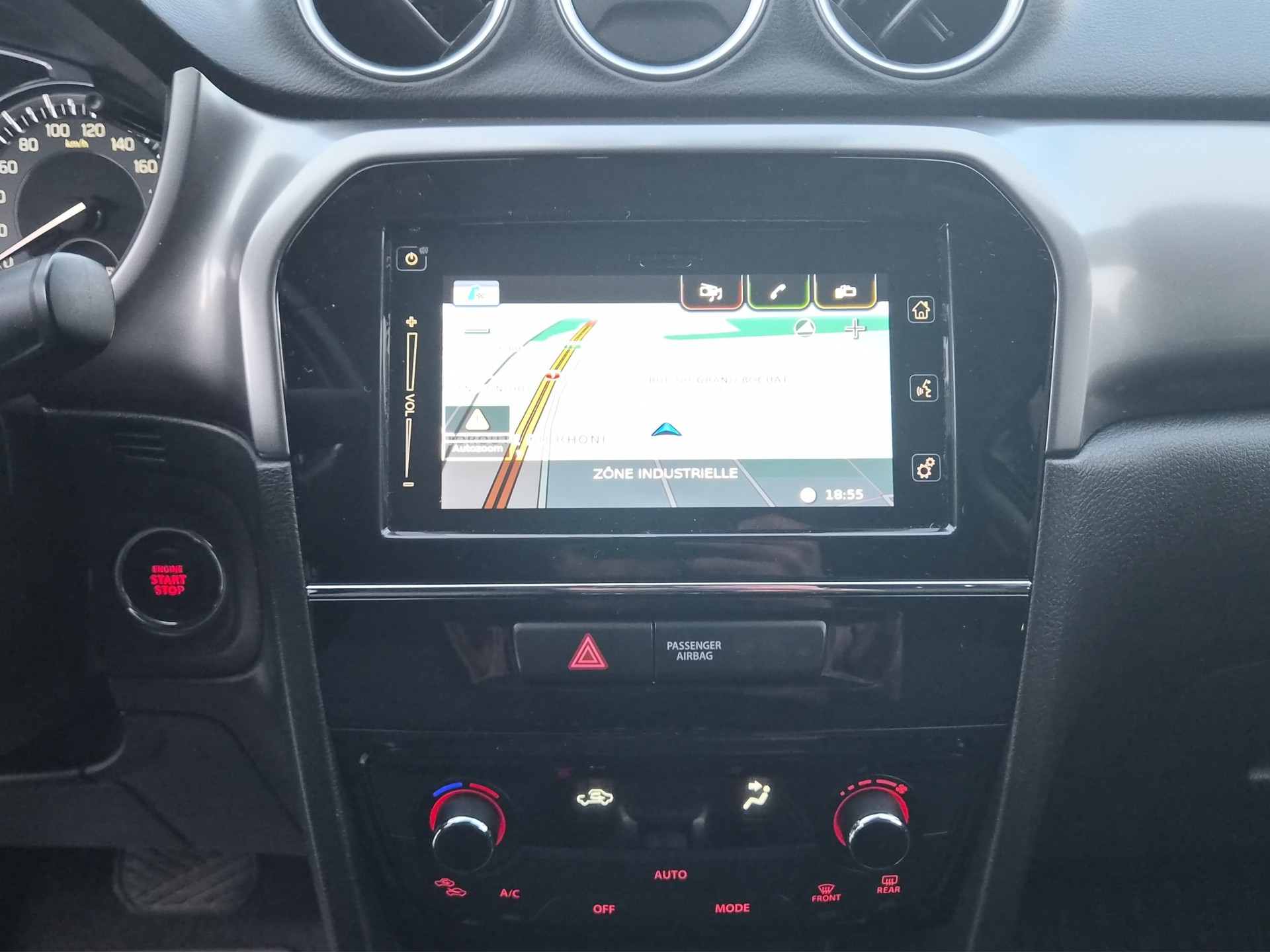 SUZUKI Vitara compact + 1.4 Boosterjet Piz Sulai Hybrid Automatic-image-12
