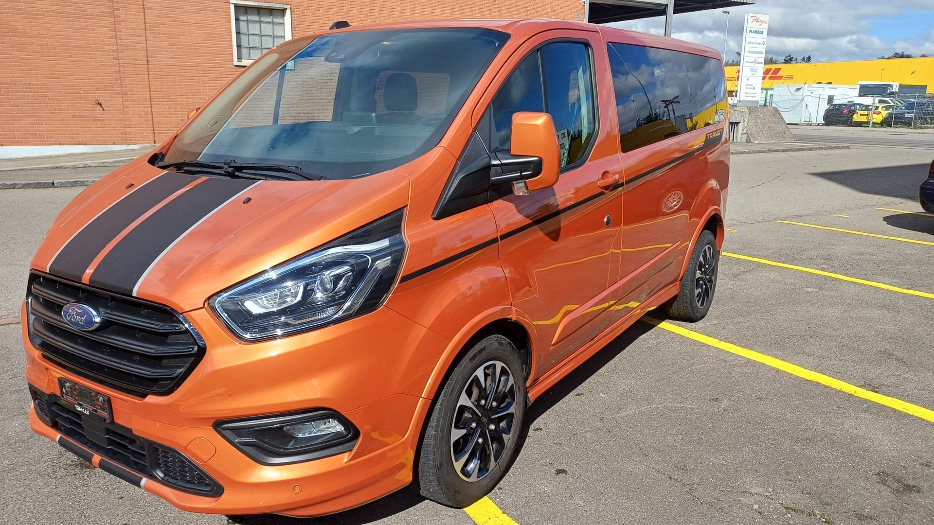FORD Transit Tourneo Custom 320 L1H1 Sport 186 PS-image-1