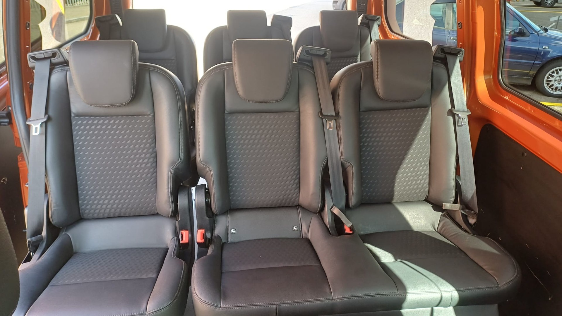 FORD Transit Tourneo Custom 320 L1H1 Sport 186 PS-image-14