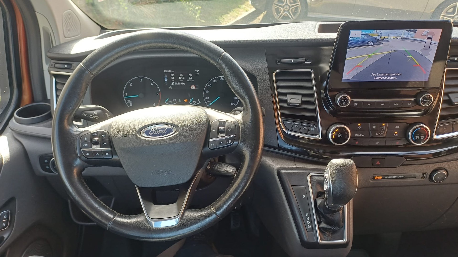 FORD Transit Tourneo Custom 320 L1H1 Sport 186 PS-image-12