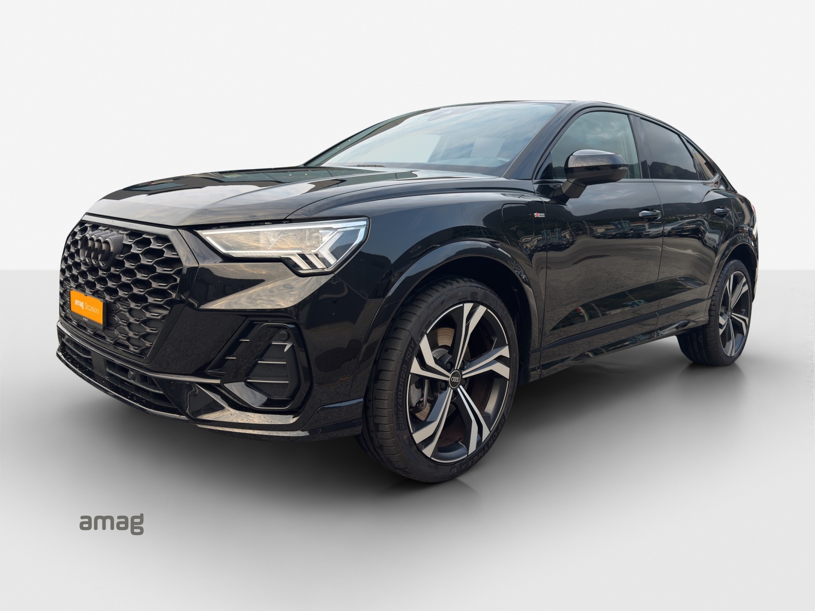 AUDI Q3 Sportback 45 TFSI e S line S-tronic-image-0