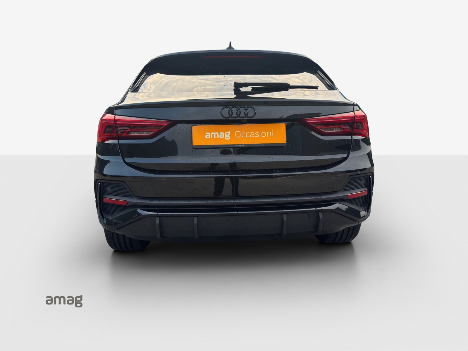 AUDI Q3 Sportback 45 TFSI e S line S-tronic-image-3