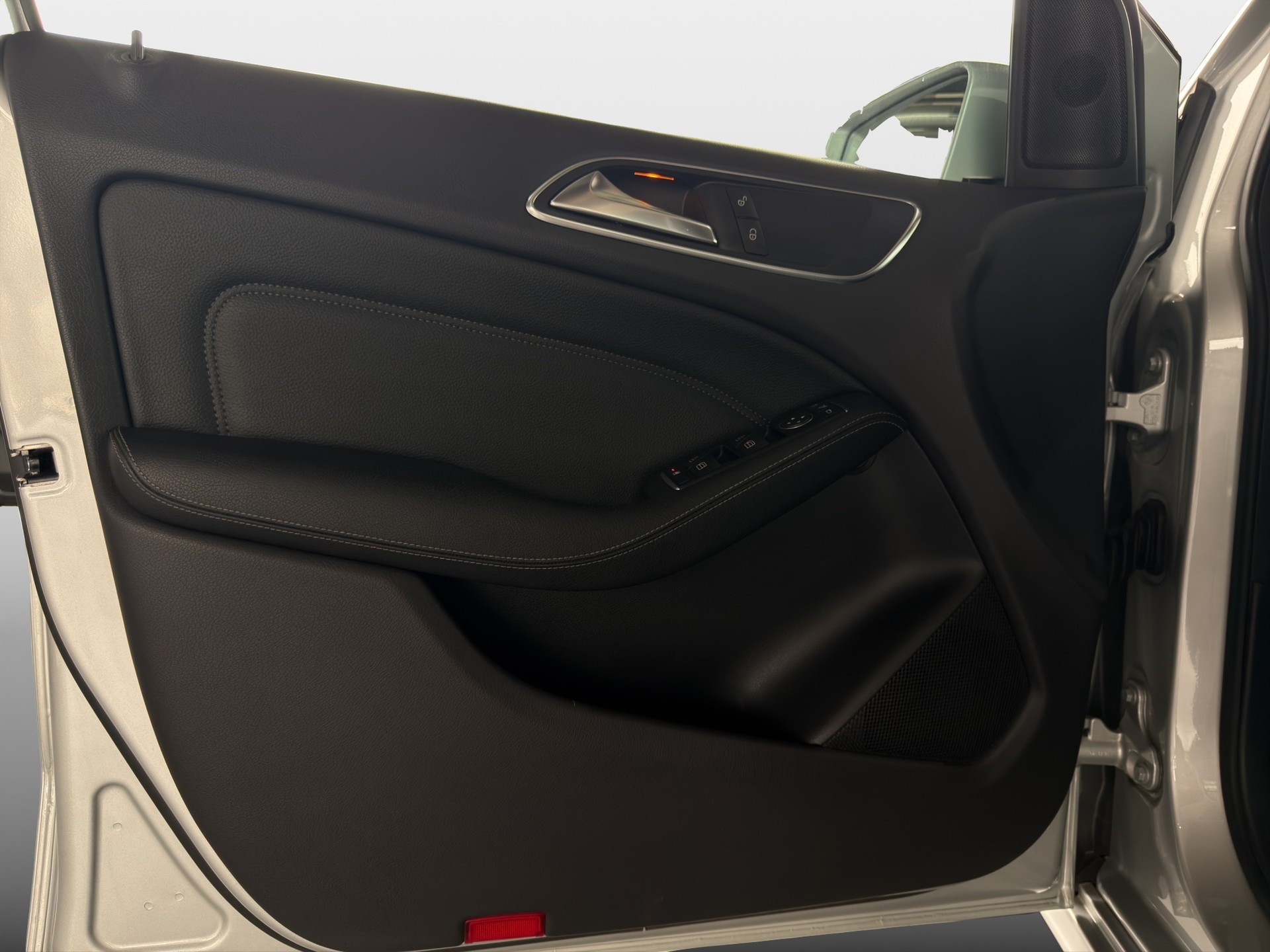 MERCEDES-BENZ B 220 4Matic 7G-DCT*Frisch ab MFK,1 Jahr oder 20'000km Garantie auf Motor und Getriebe*-image-12