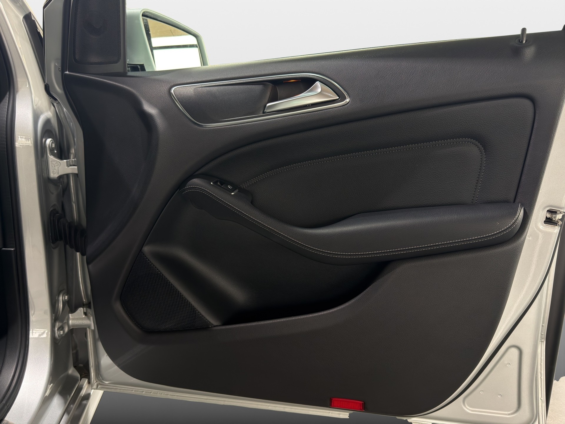 MERCEDES-BENZ B 220 4Matic 7G-DCT*Frisch ab MFK,1 Jahr oder 20'000km Garantie auf Motor und Getriebe*-image-21
