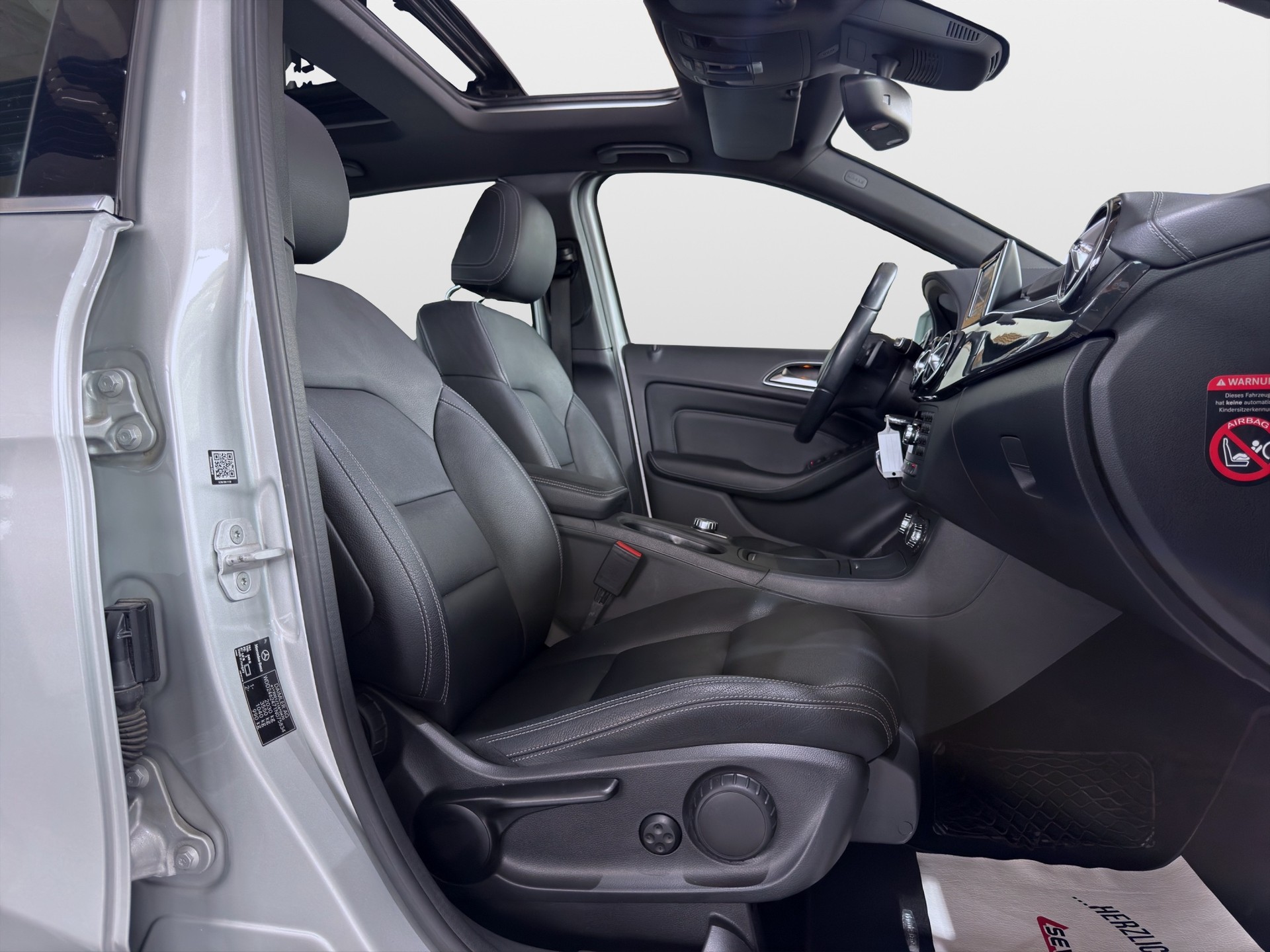 MERCEDES-BENZ B 220 4Matic 7G-DCT*Frisch ab MFK,1 Jahr oder 20'000km Garantie auf Motor und Getriebe*-image-18