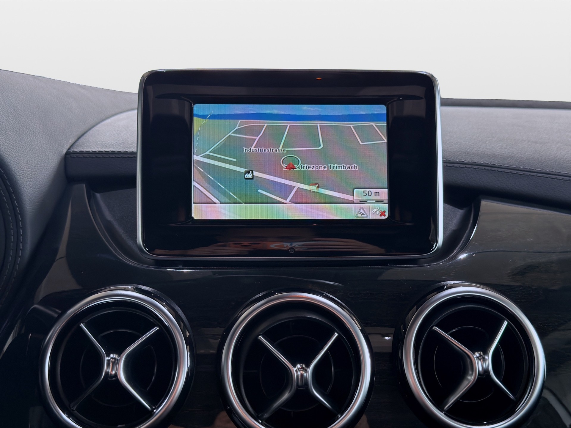 MERCEDES-BENZ B 220 4Matic 7G-DCT*Frisch ab MFK,1 Jahr oder 20'000km Garantie auf Motor und Getriebe*-image-16