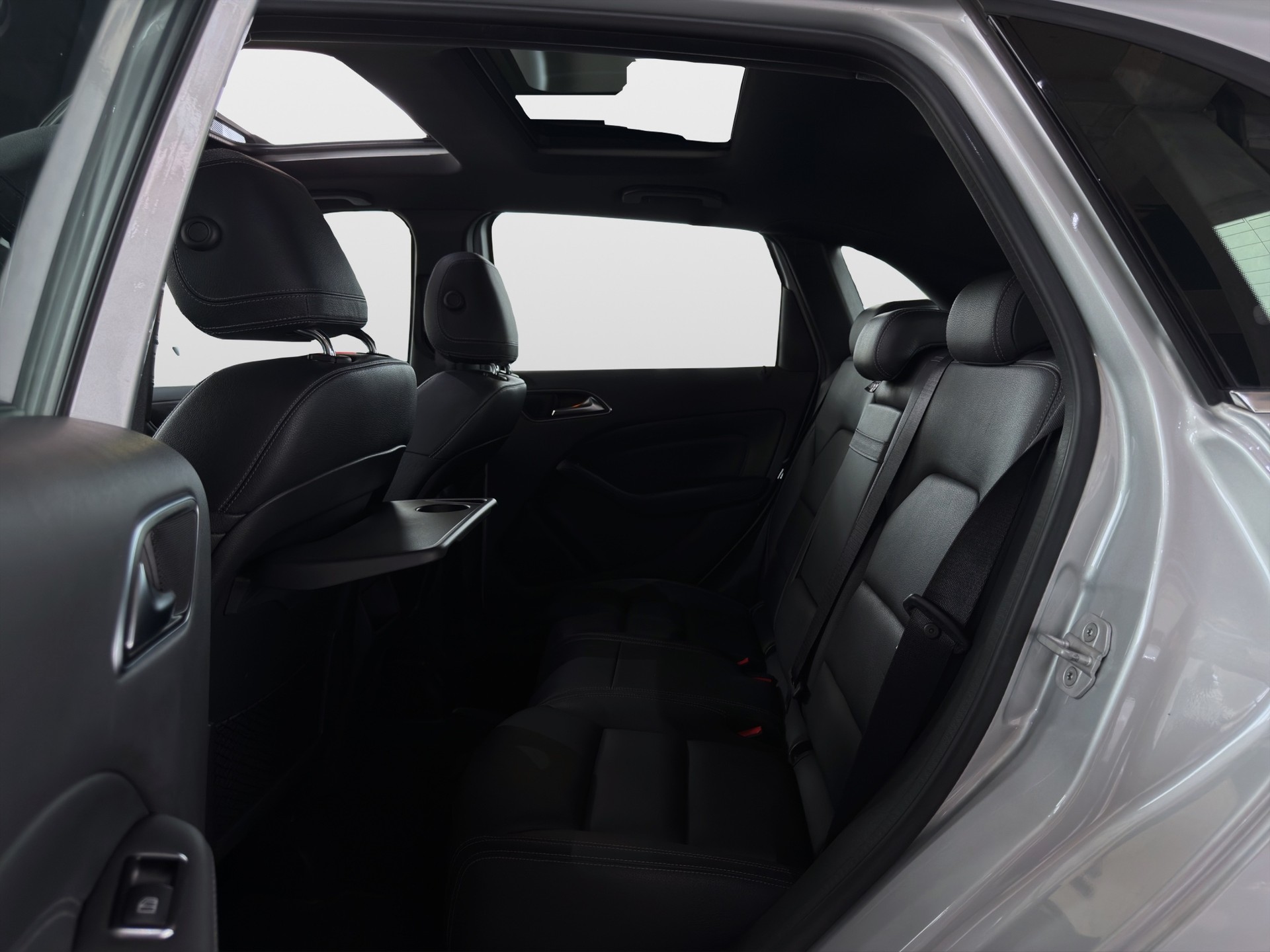 MERCEDES-BENZ B 220 4Matic 7G-DCT*Frisch ab MFK,1 Jahr oder 20'000km Garantie auf Motor und Getriebe*-image-11