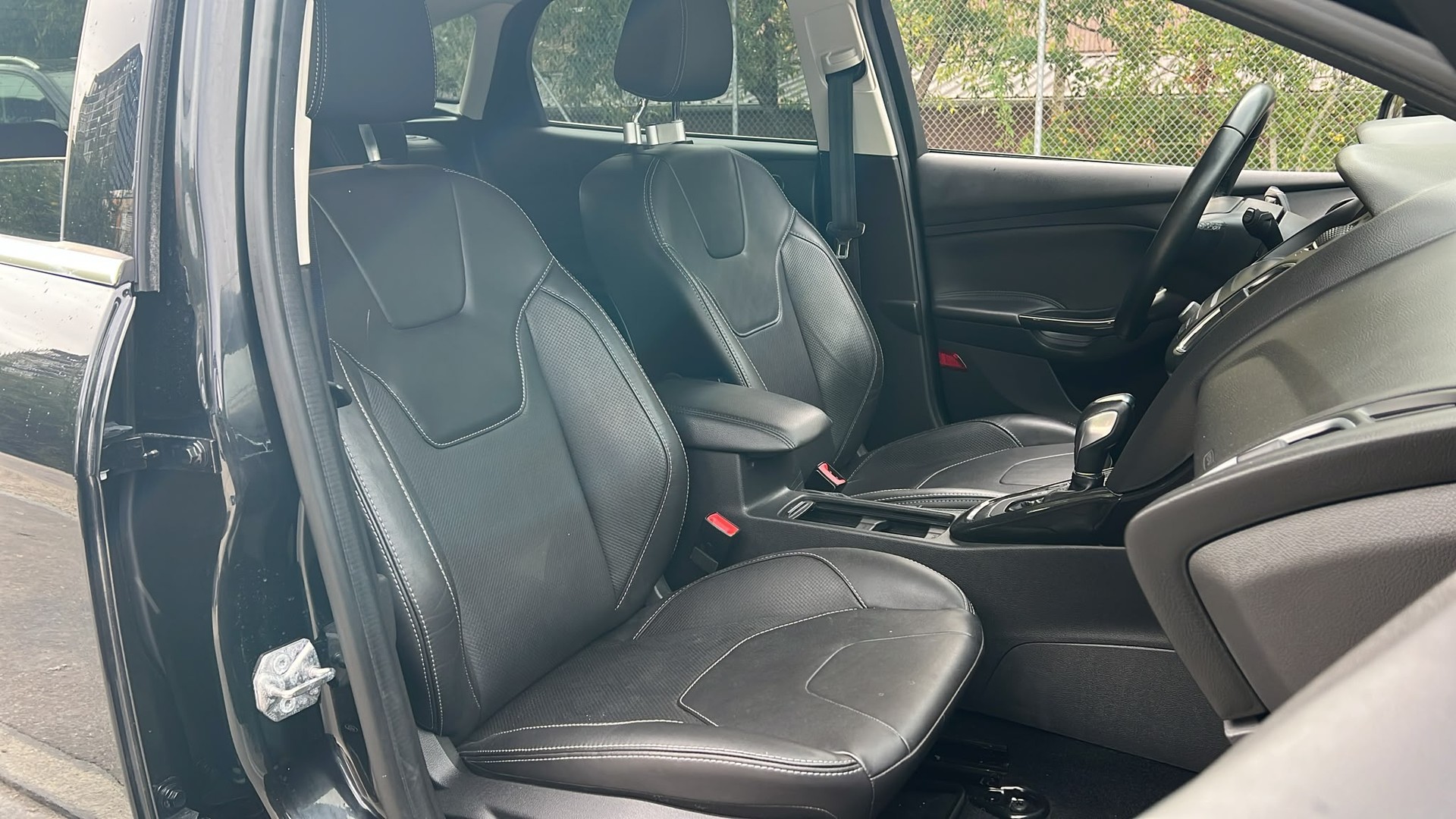 FORD Focus 1.5 SCTi Titanium X Automatic-image-11