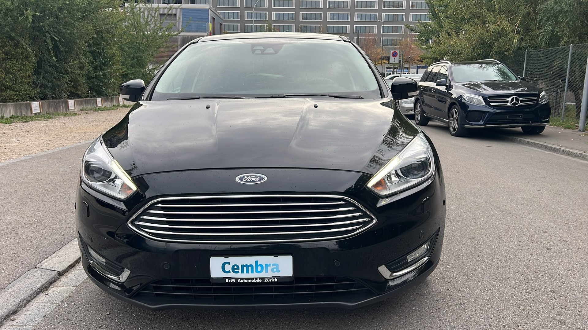 FORD Focus 1.5 SCTi Titanium X Automatic-image-1