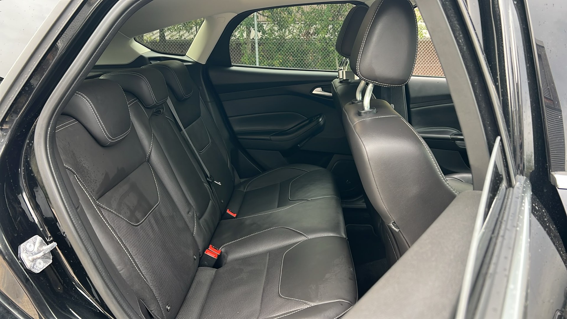 FORD Focus 1.5 SCTi Titanium X Automatic-image-13