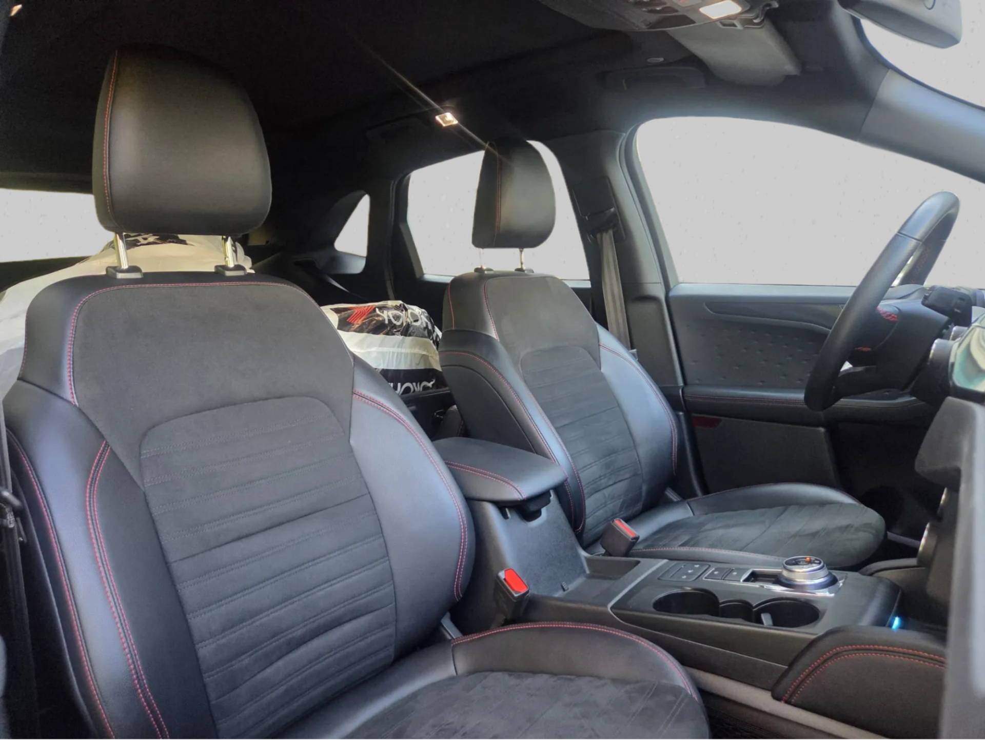 FORD Kuga 2.5 FHEV ST-Line 4WD Hybrid ** Full Options ** Frish MFK ** Expertise du jour-image-12