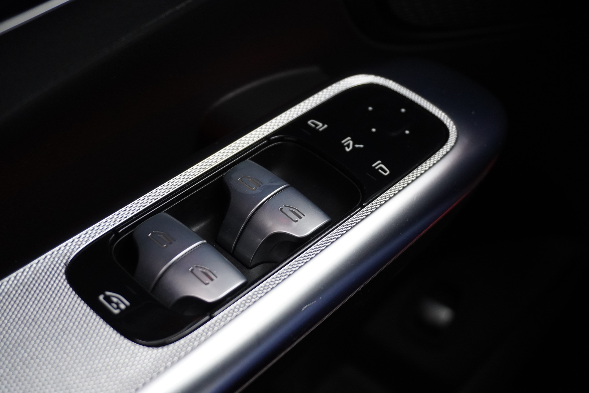 MERCEDES-BENZ GLC 220 d 4Matic 9G-Tronic AMG-LINE!!!-image-40