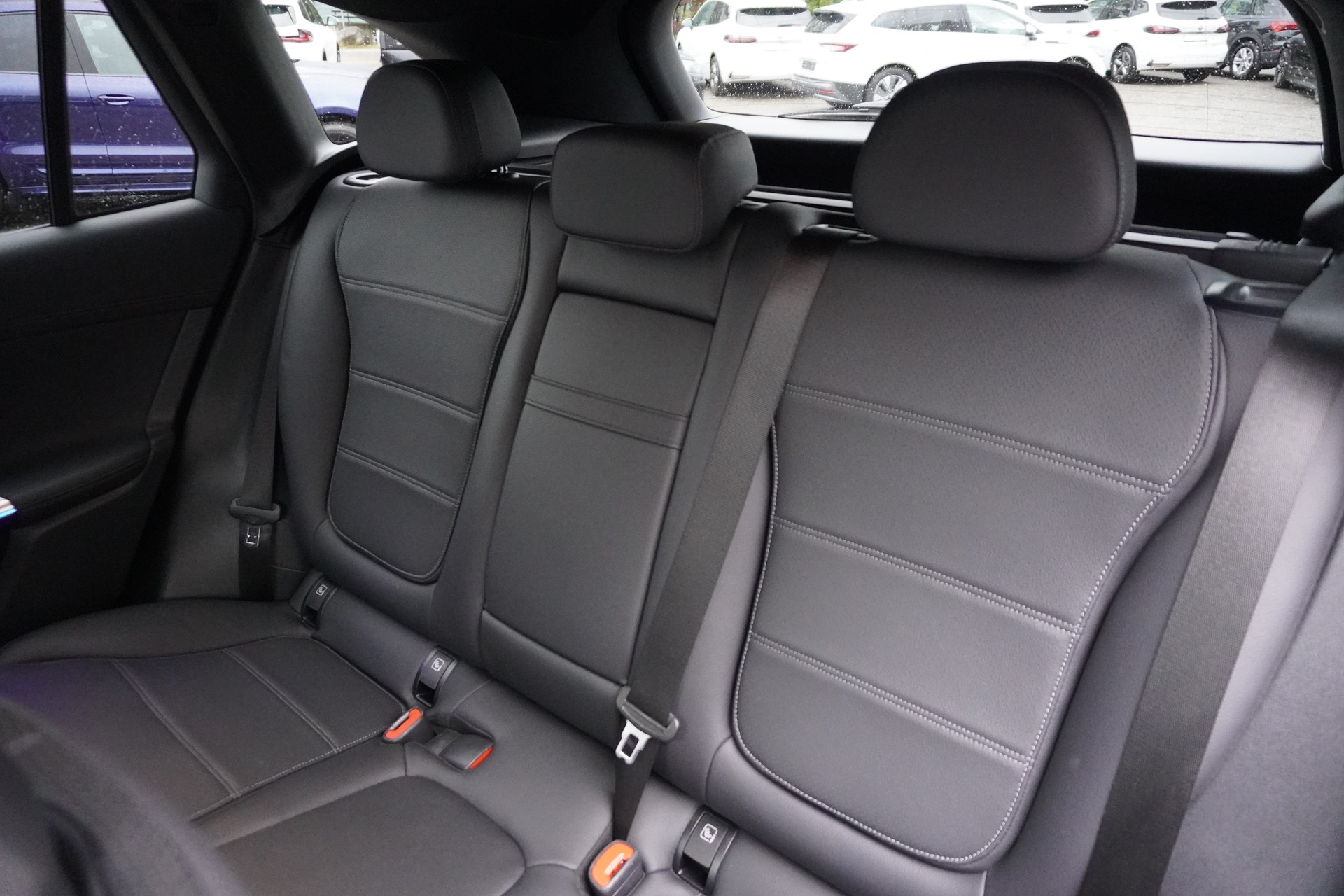 MERCEDES-BENZ GLC 220 d 4Matic 9G-Tronic AMG-LINE!!!-image-13