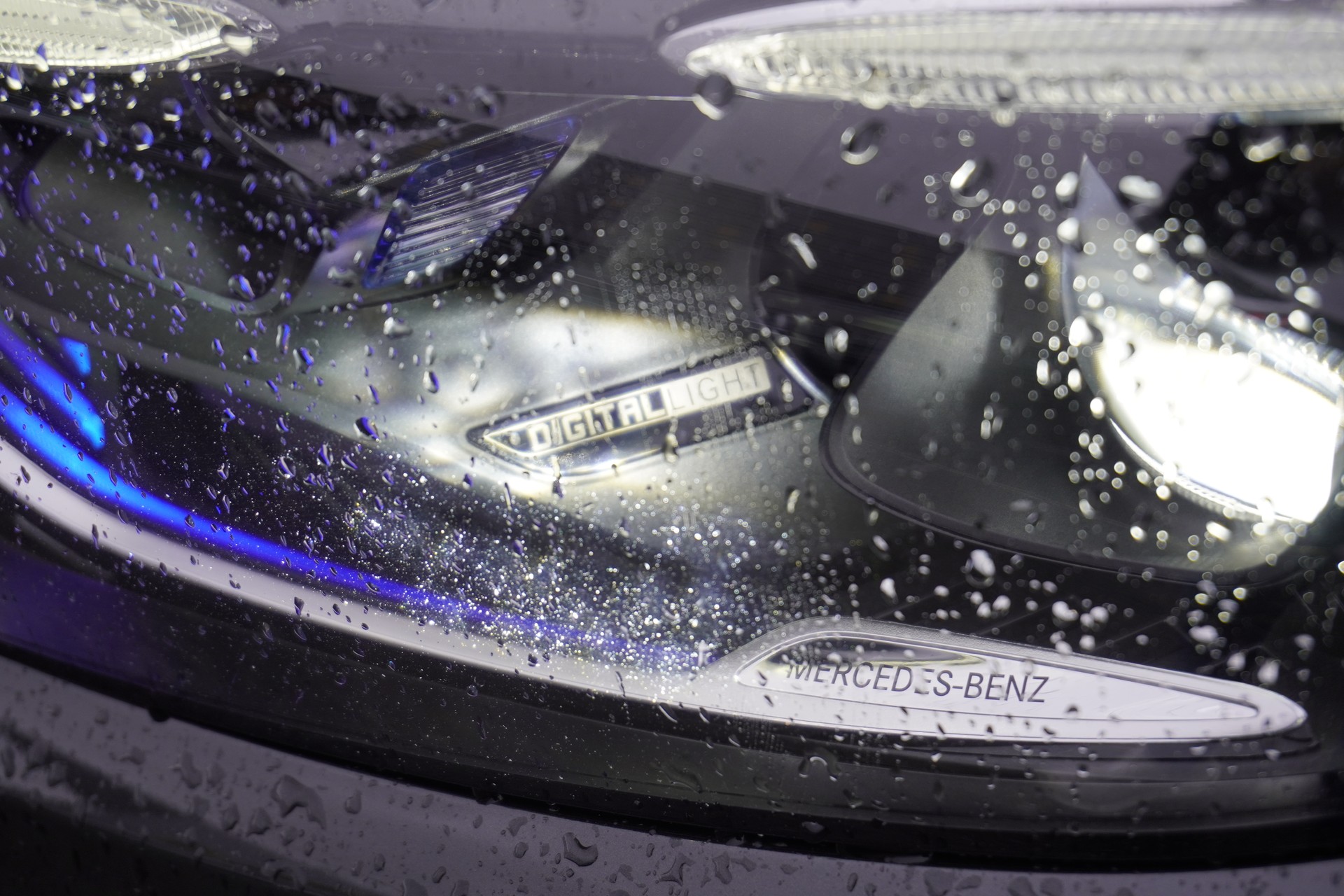 MERCEDES-BENZ GLC 220 d 4Matic 9G-Tronic AMG-LINE!!!-image-45