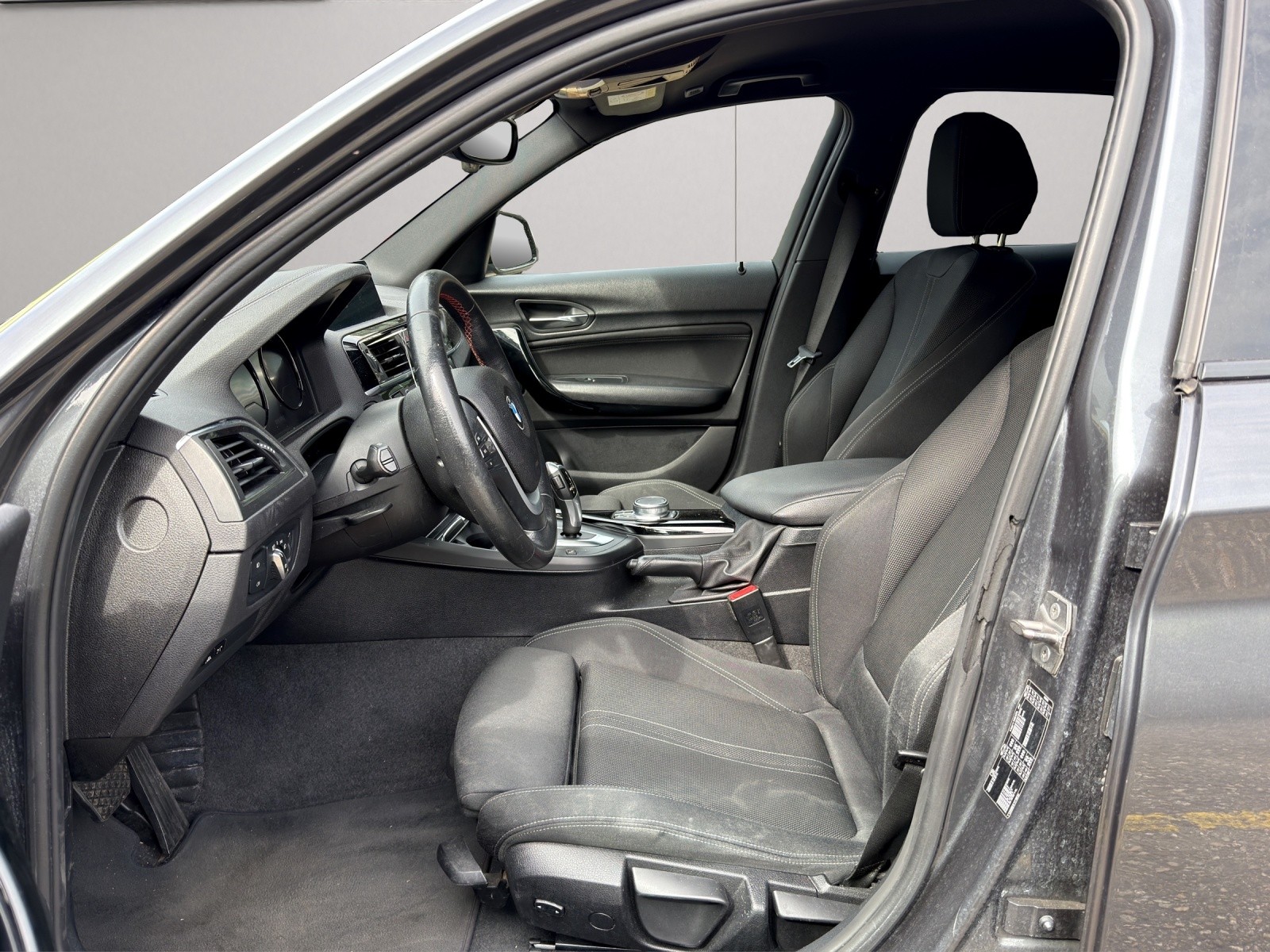 BMW ★ HAGEL ★ 118i Edition Sport Line Steptronic-image-8
