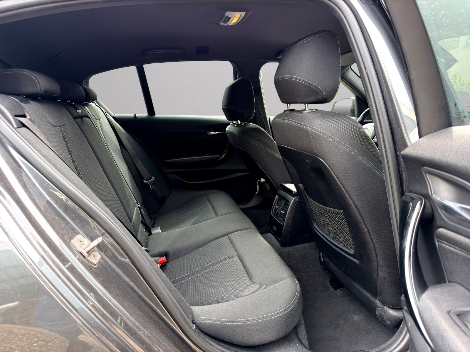 BMW ★ HAGEL ★ 118i Edition Sport Line Steptronic-image-11
