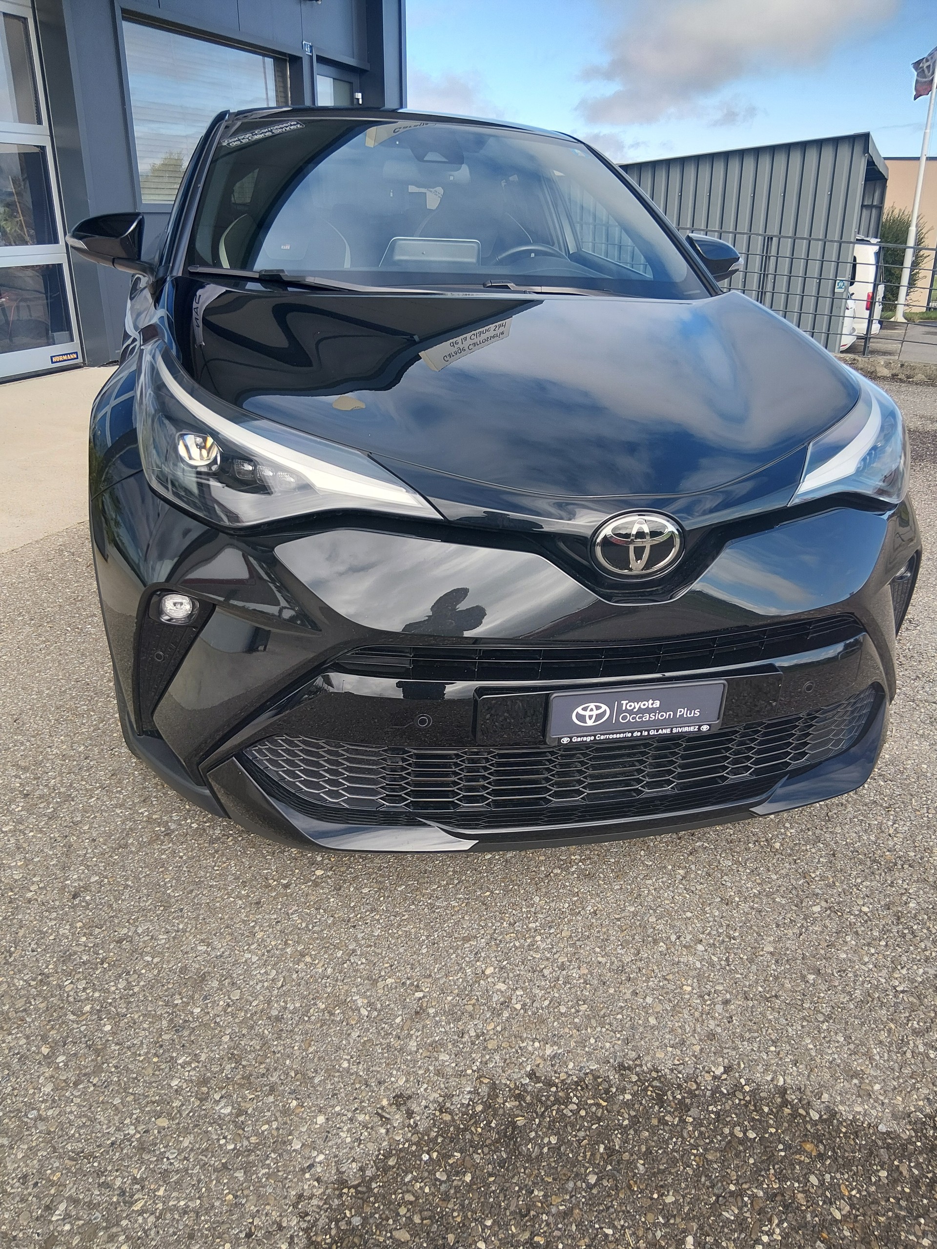TOYOTA C-HR 2.0 HSD CVT GR Sport-image-2