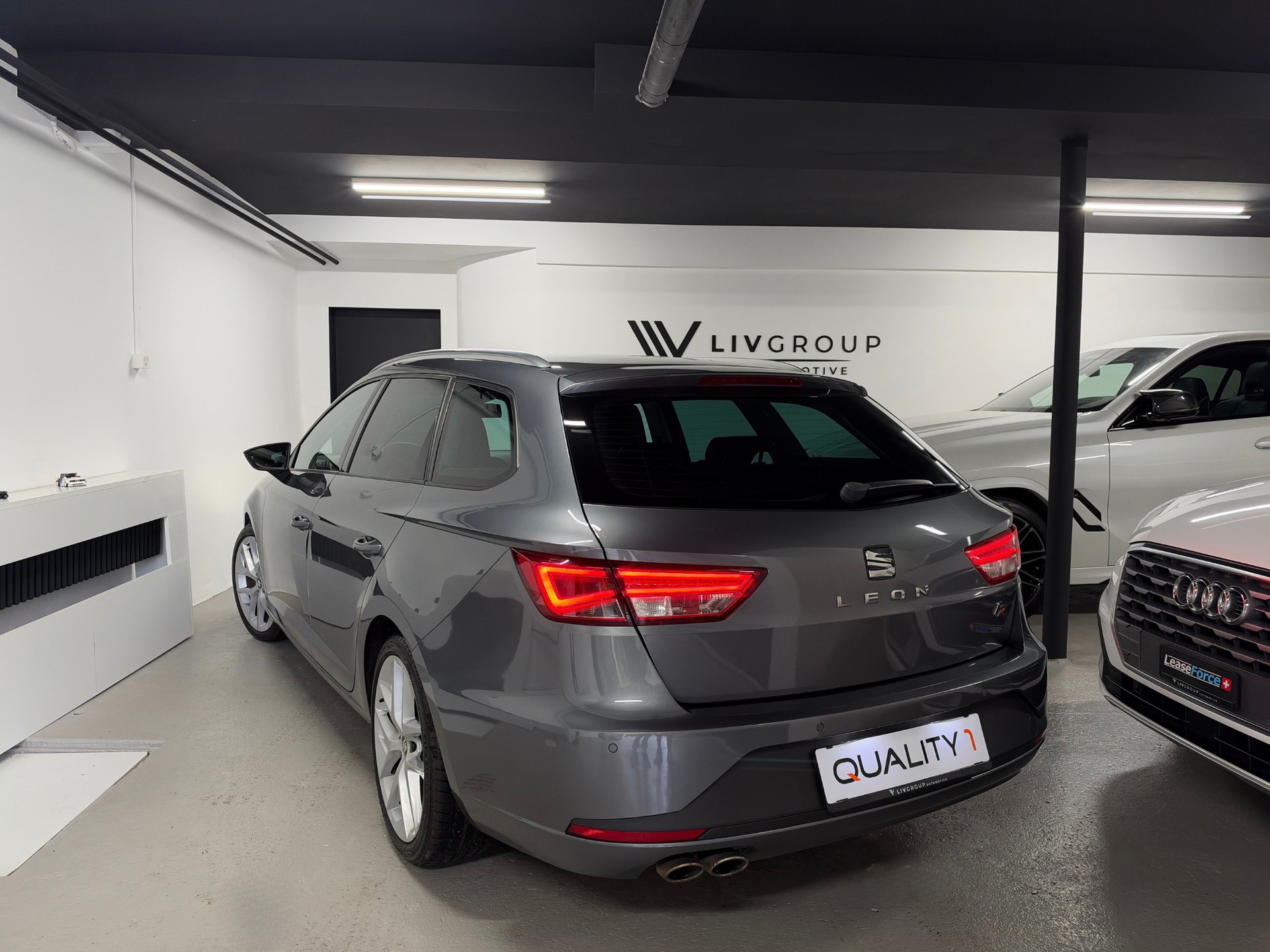 SEAT Leon ST 2.0 TDI FR DSG-image-1