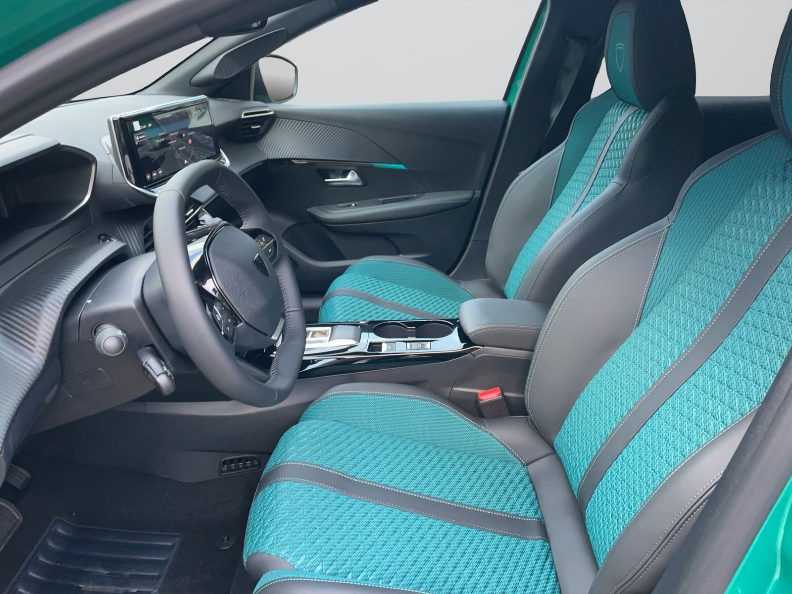PEUGEOT 208 1.2 Hybrid Envy-image-4