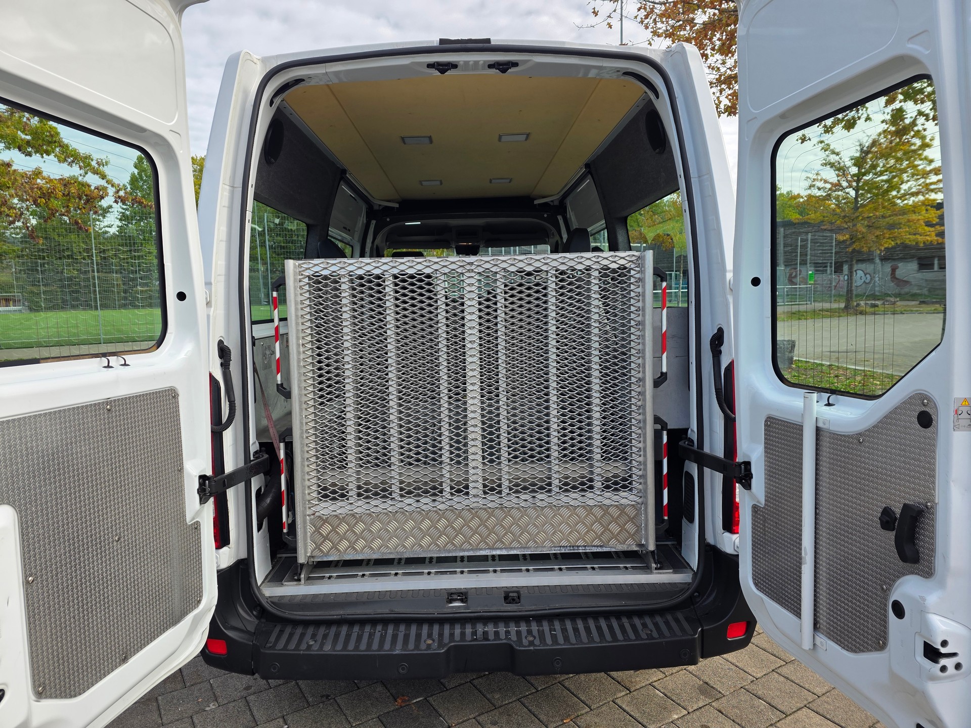 NISSAN NV400 F35.17 L2H2 FWD Comfort-image-8