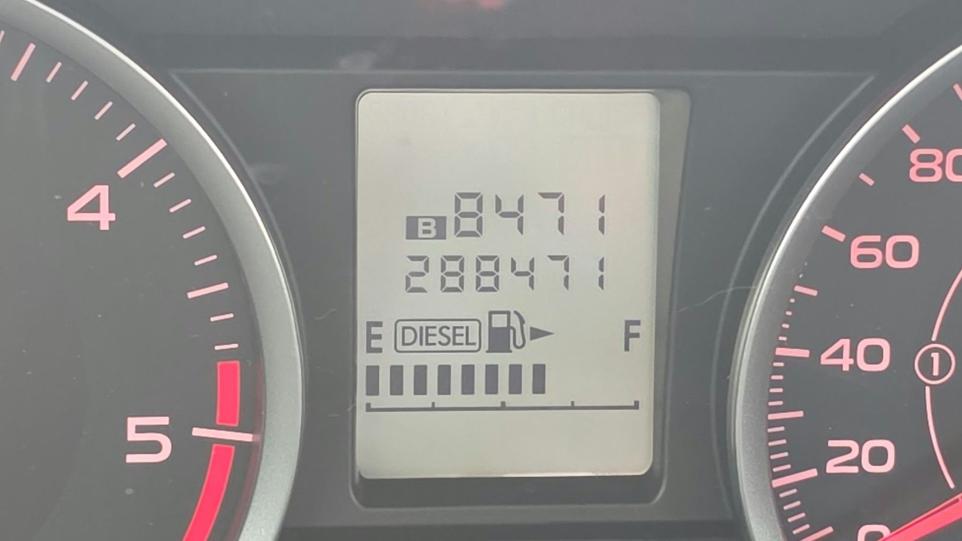 SUBARU XV 2.0D Swiss Two AWD-image-9