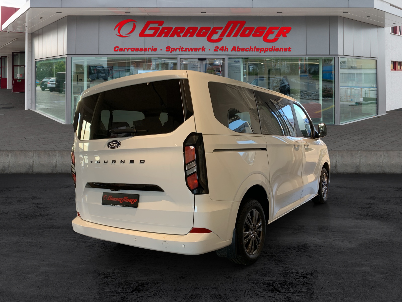FORD Tourneo C Bus 320 L1 2.0 EcoBlue 170 Titanium-image-8