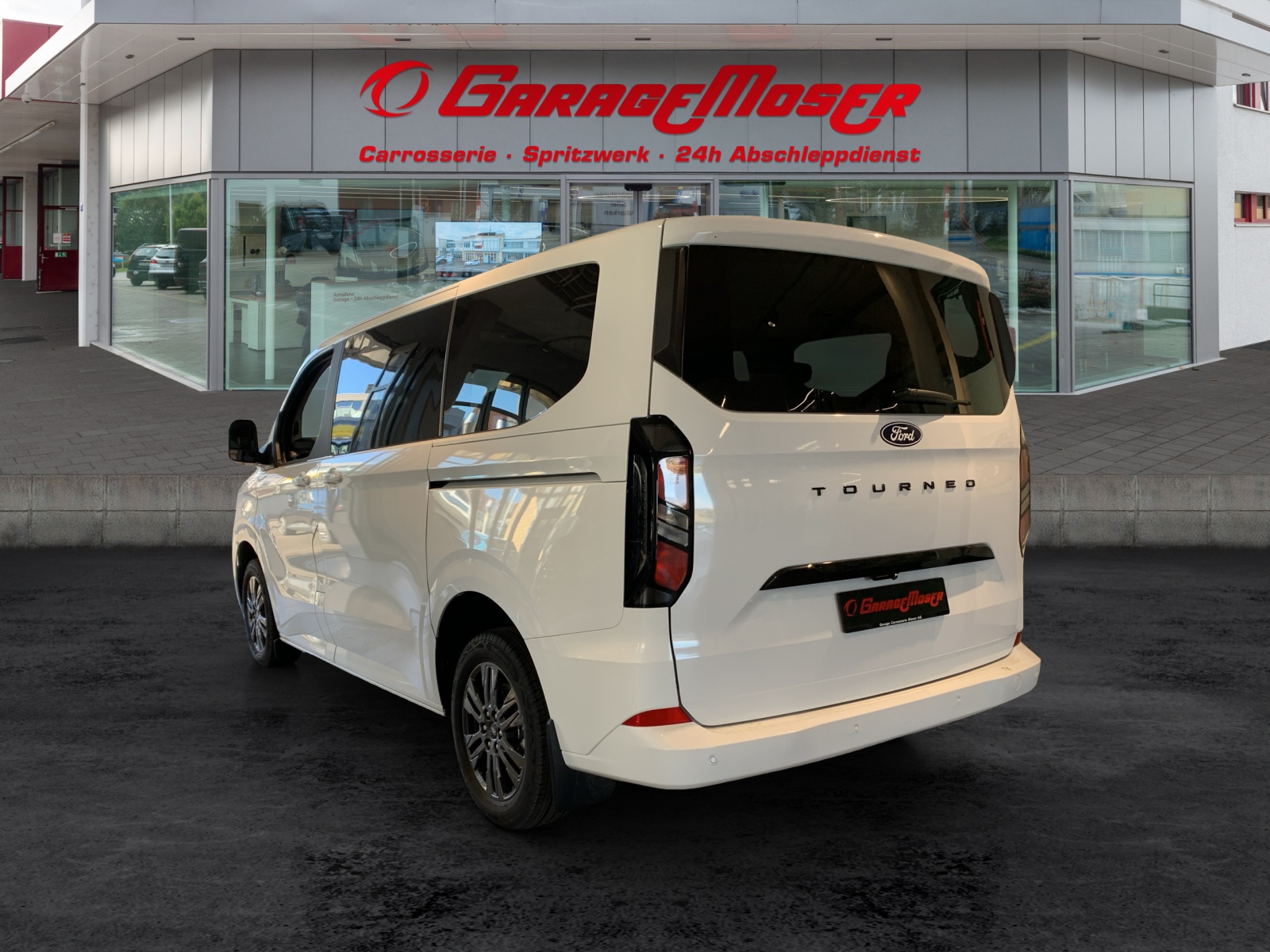 FORD Tourneo C Bus 320 L1 2.0 EcoBlue 170 Titanium-image-10