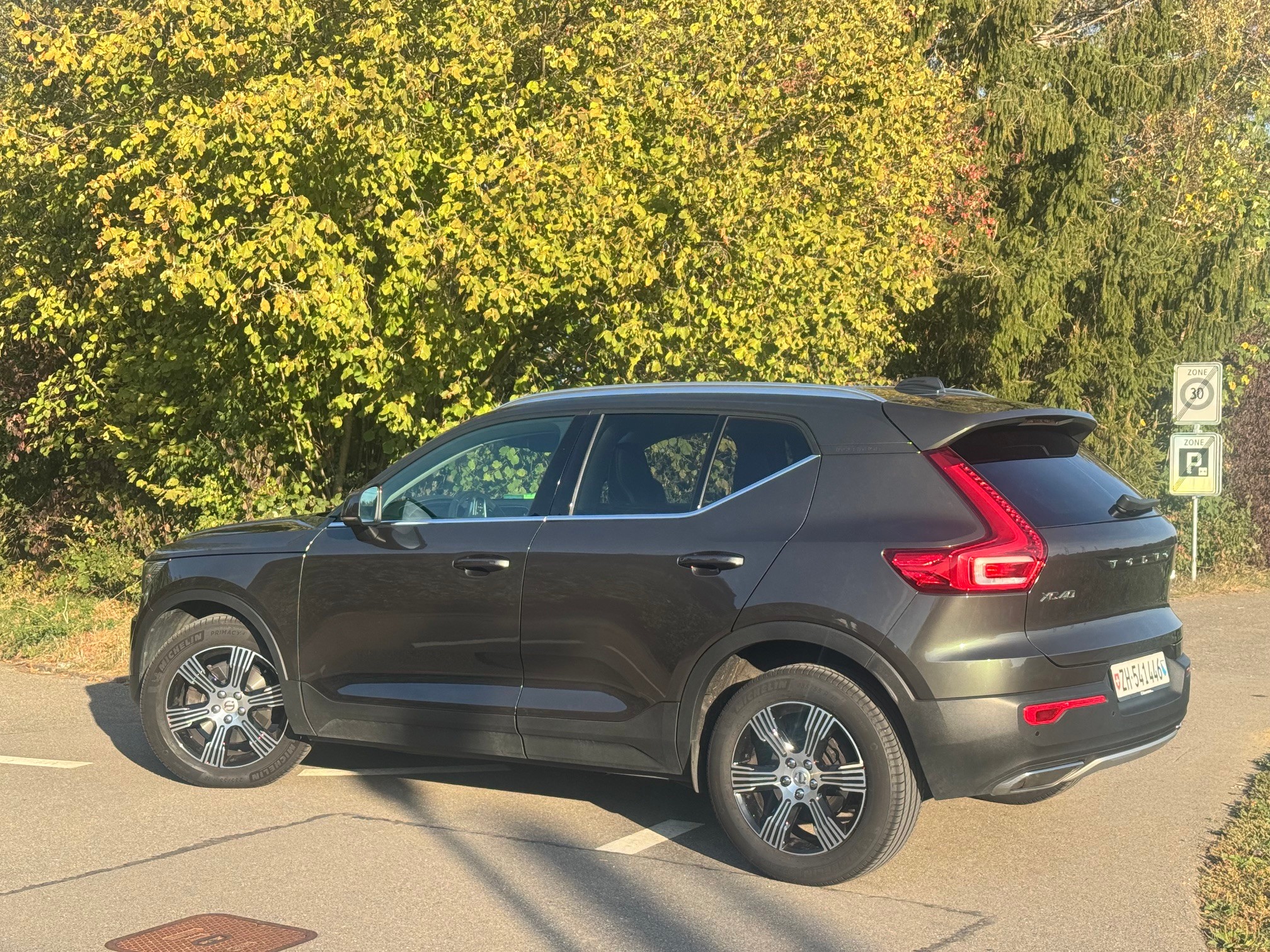 Car photo