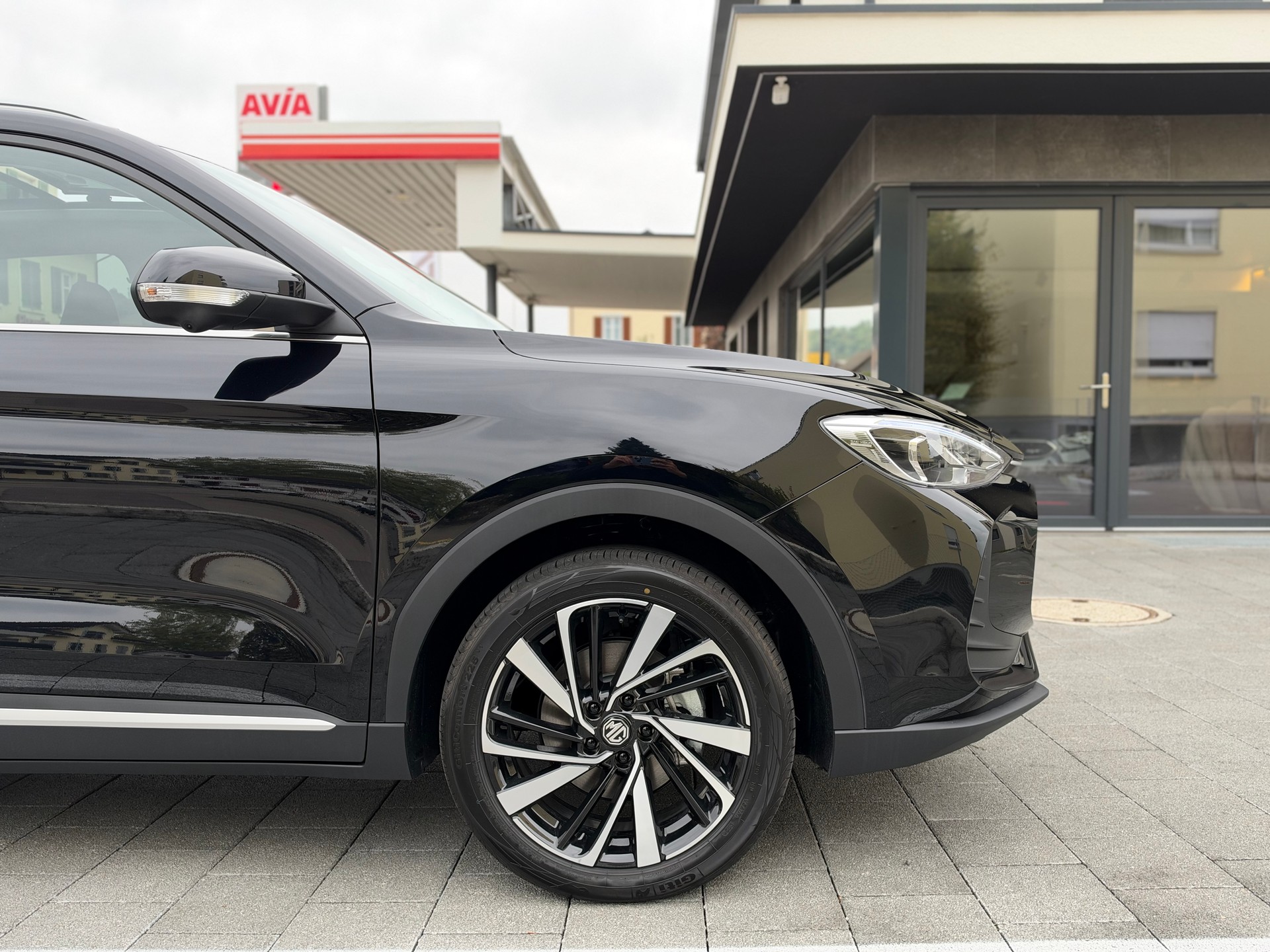 MG ZS 1.5 HEV Luxury-image-6