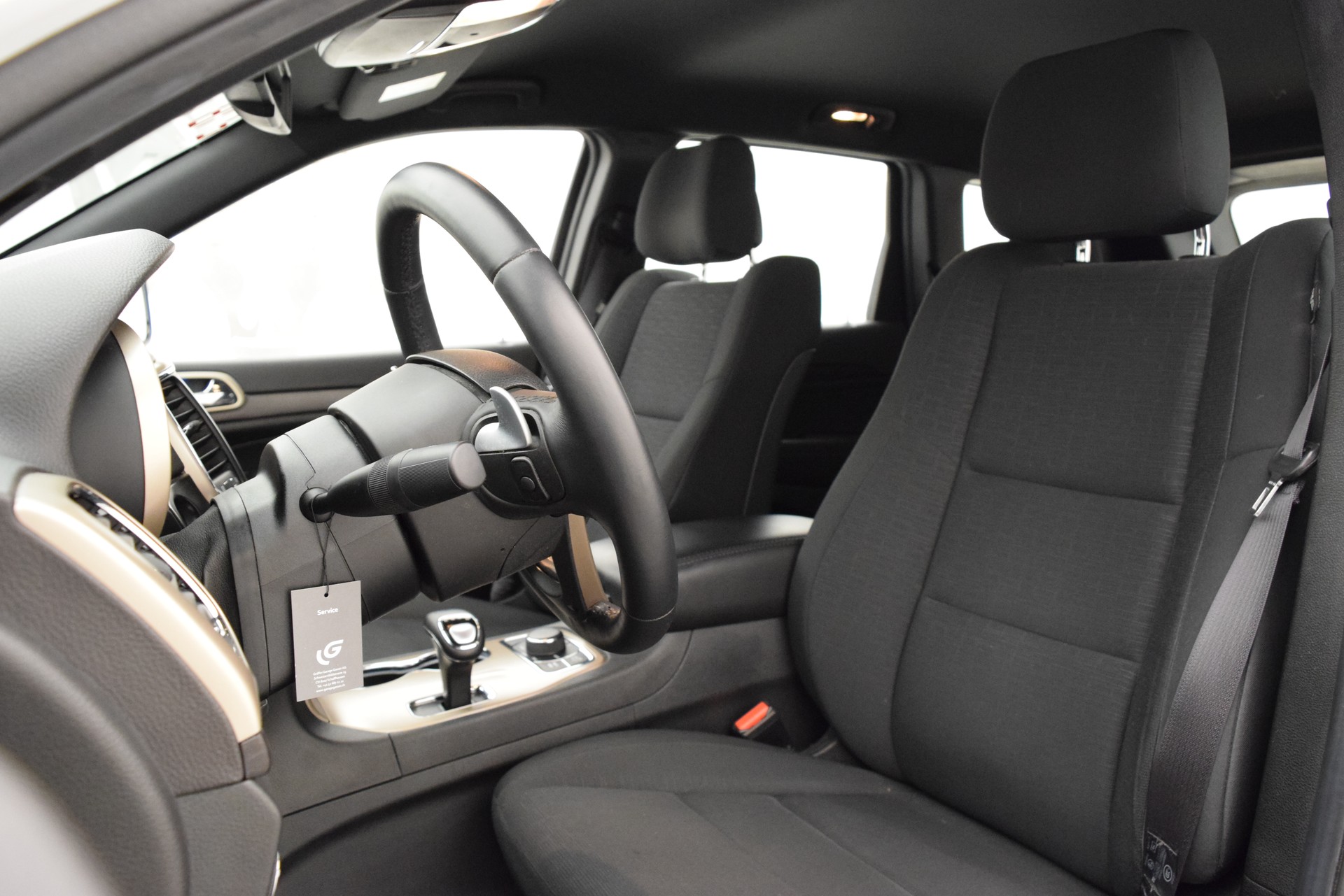 JEEP Grand Cherokee 3.0 CRD LAREDO-image-10