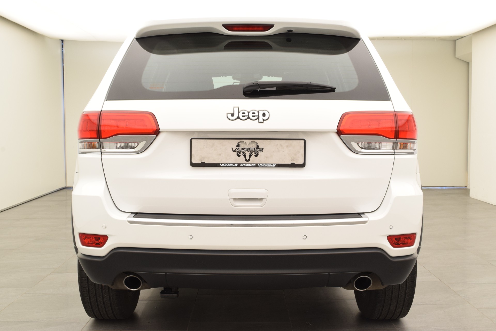 JEEP Grand Cherokee 3.0 CRD LAREDO-image-6