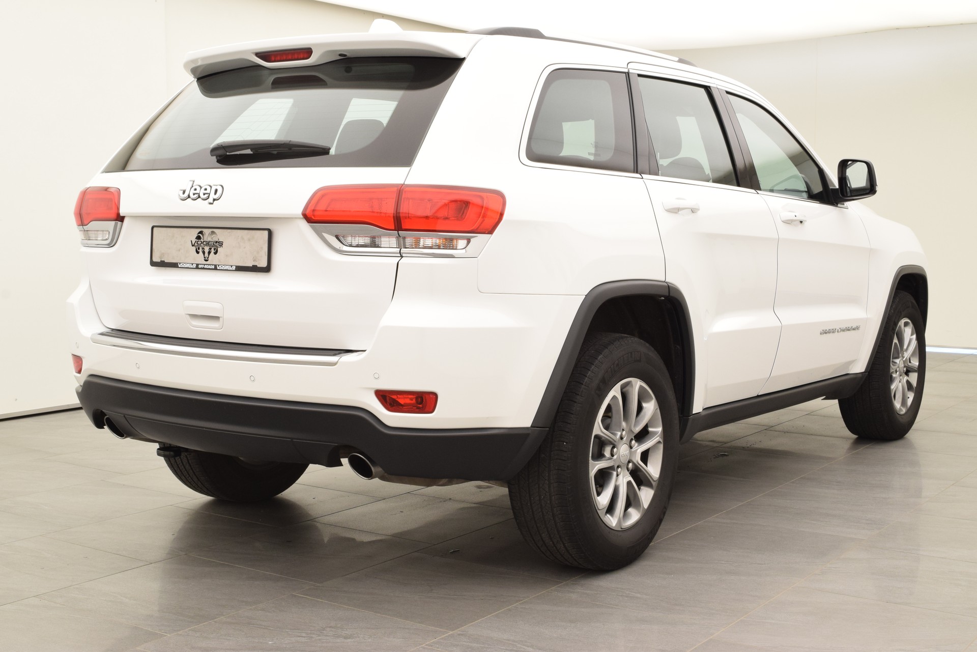 JEEP Grand Cherokee 3.0 CRD LAREDO-image-4