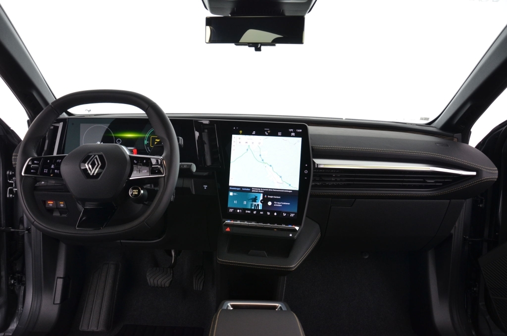 RENAULT Megane E-Tech EV60 *ICONIC*-image-11