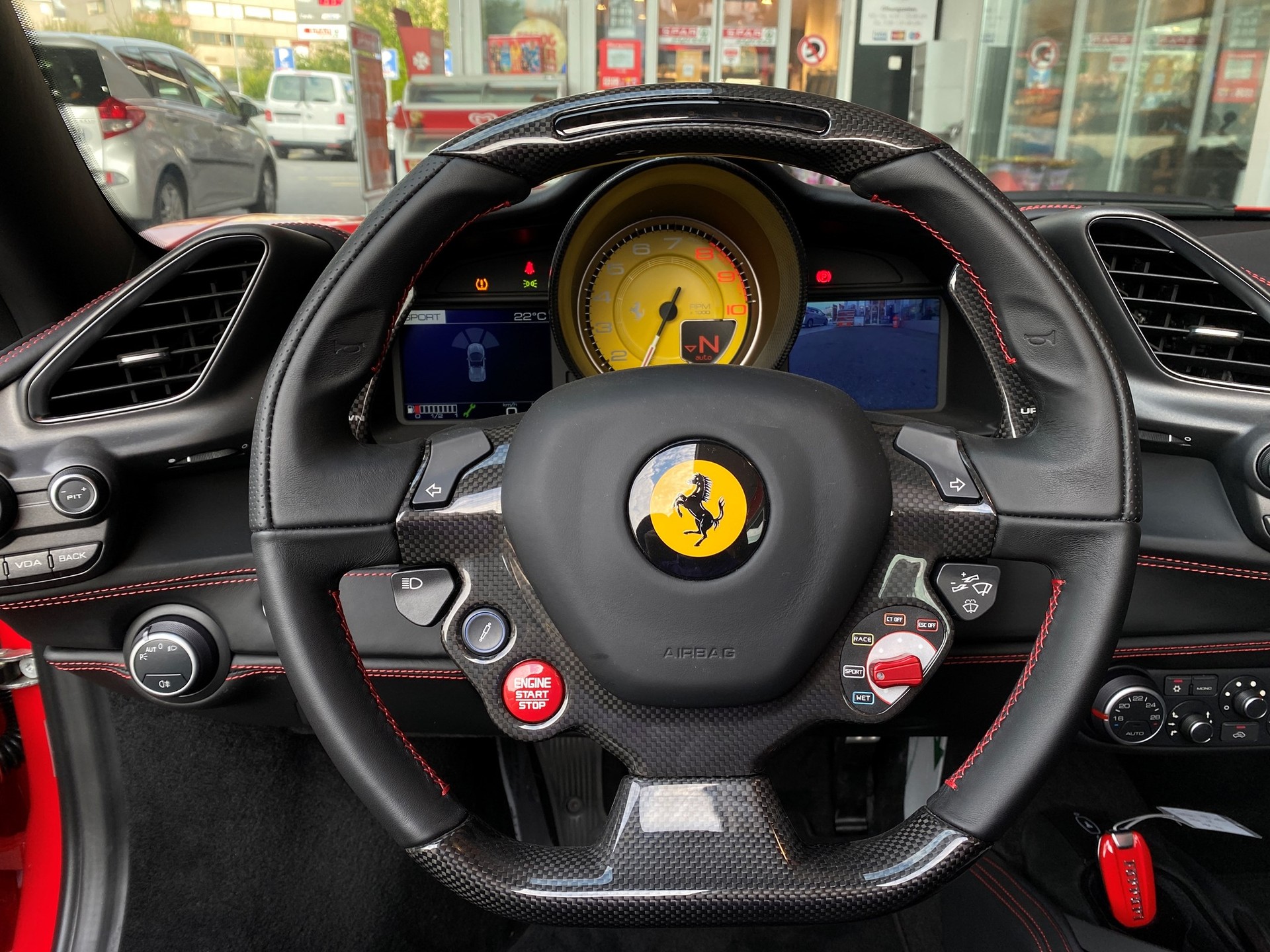 FERRARI 488 Spider 3.9 V8-image-4