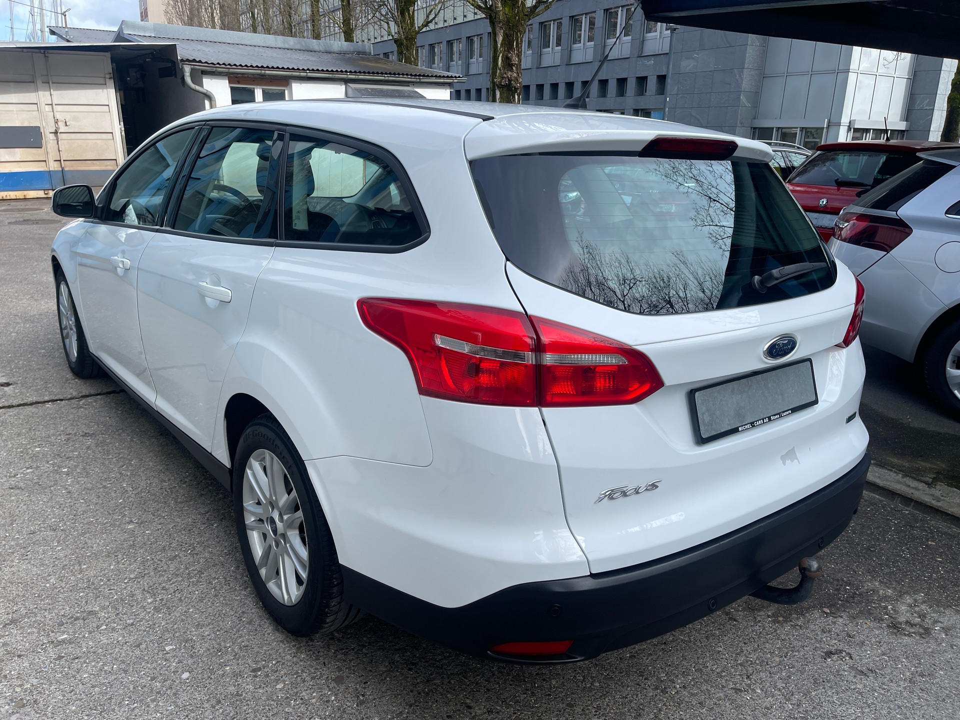 FORD Focus 1.0 SCTi Titanium Automatic-image-3