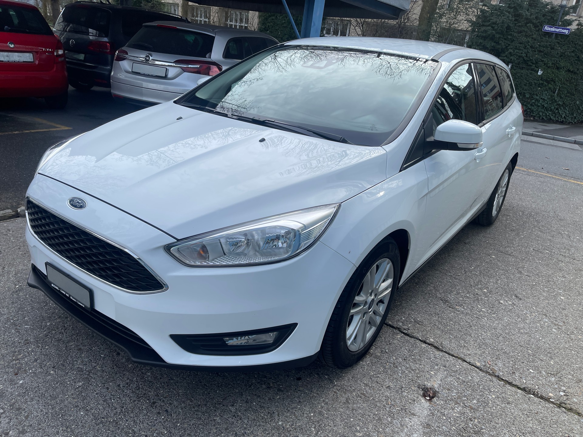 FORD Focus 1.0 SCTi Titanium Automatic-image-0