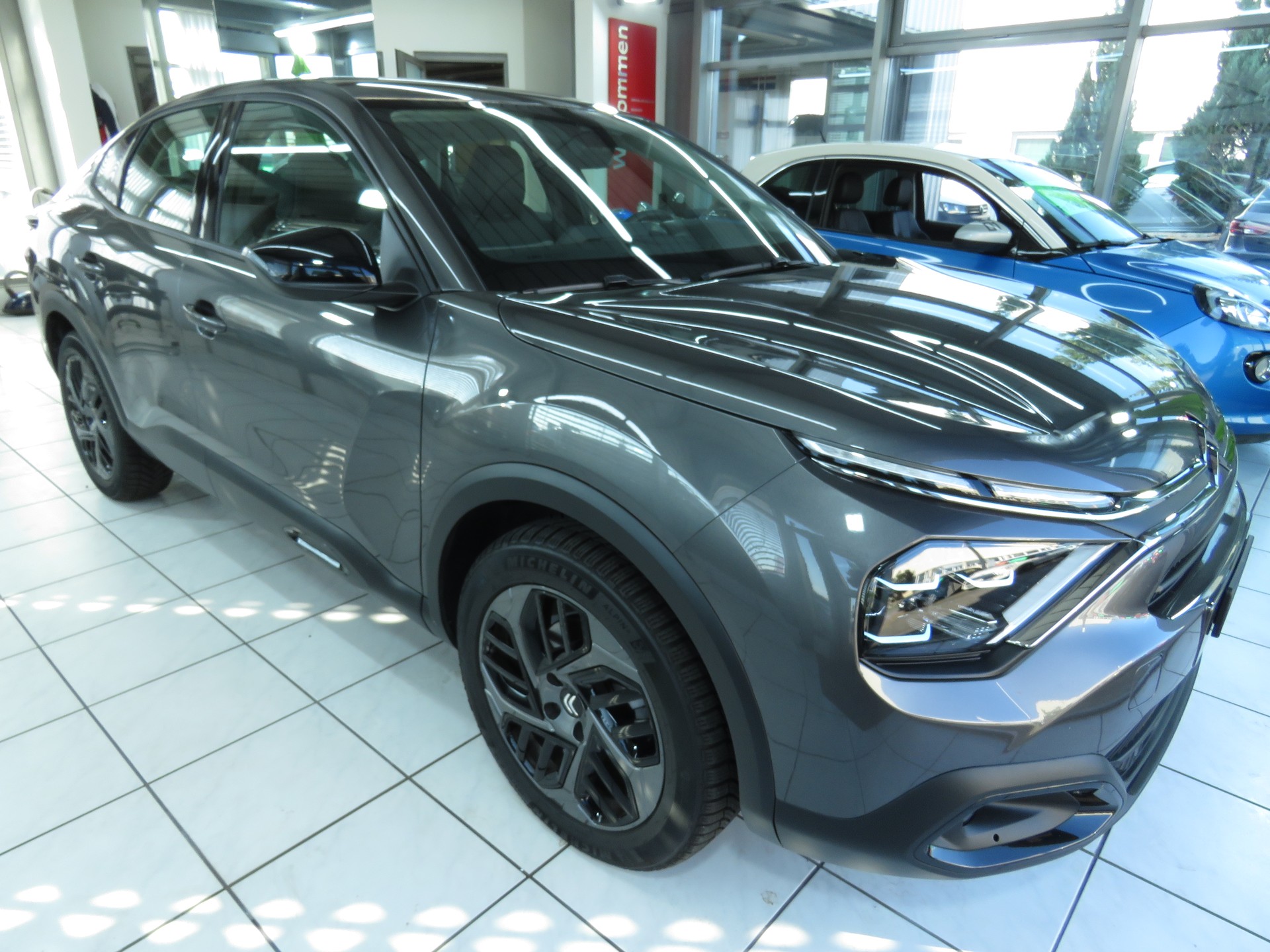 CITROEN C4 X 1.2 Pure Tech Swiss Edition EAT8 (Automat)-showroom-element-2